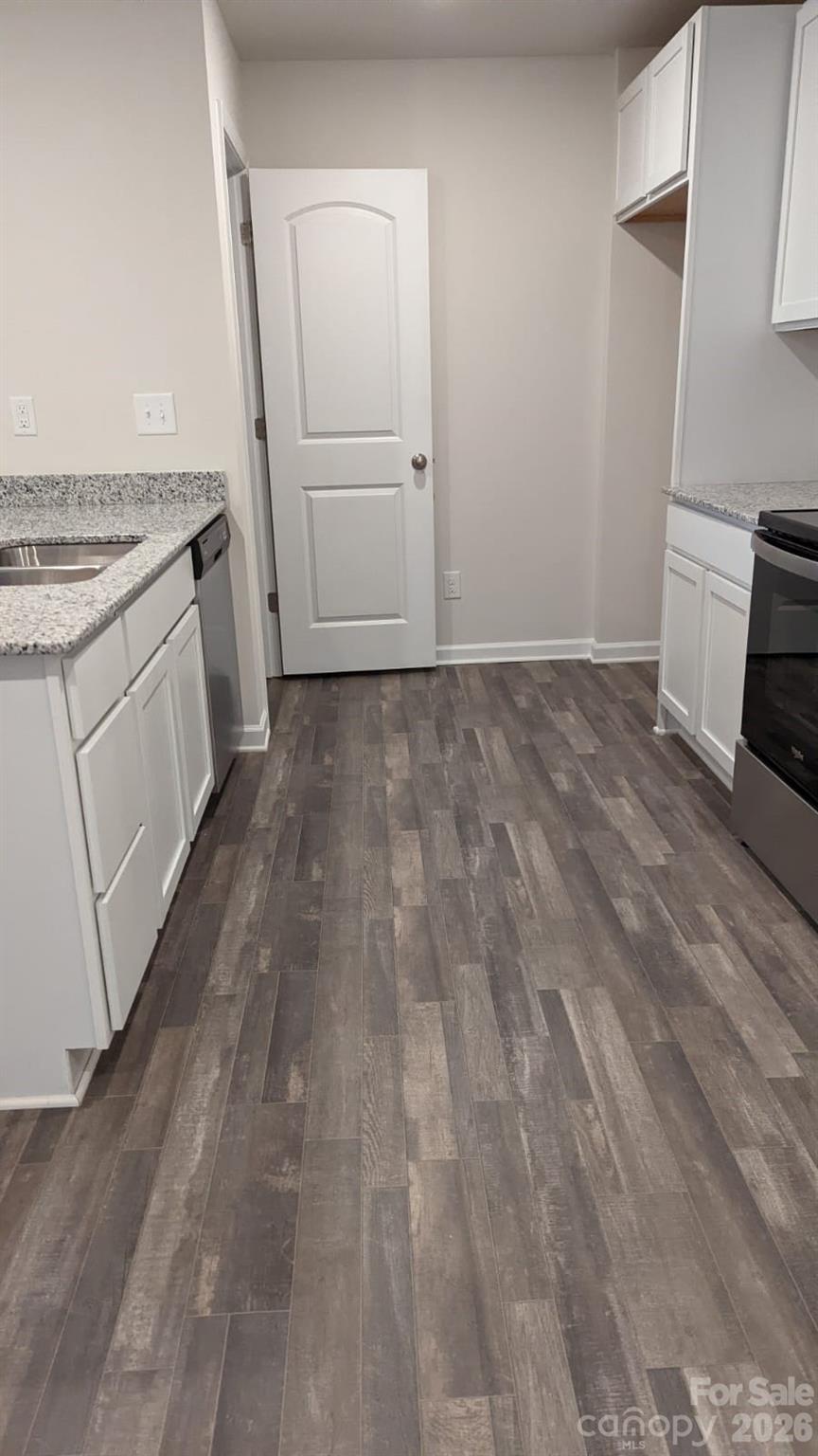 Townhouse at 226 Winston Lane, Salisbury, photo 2 of 12