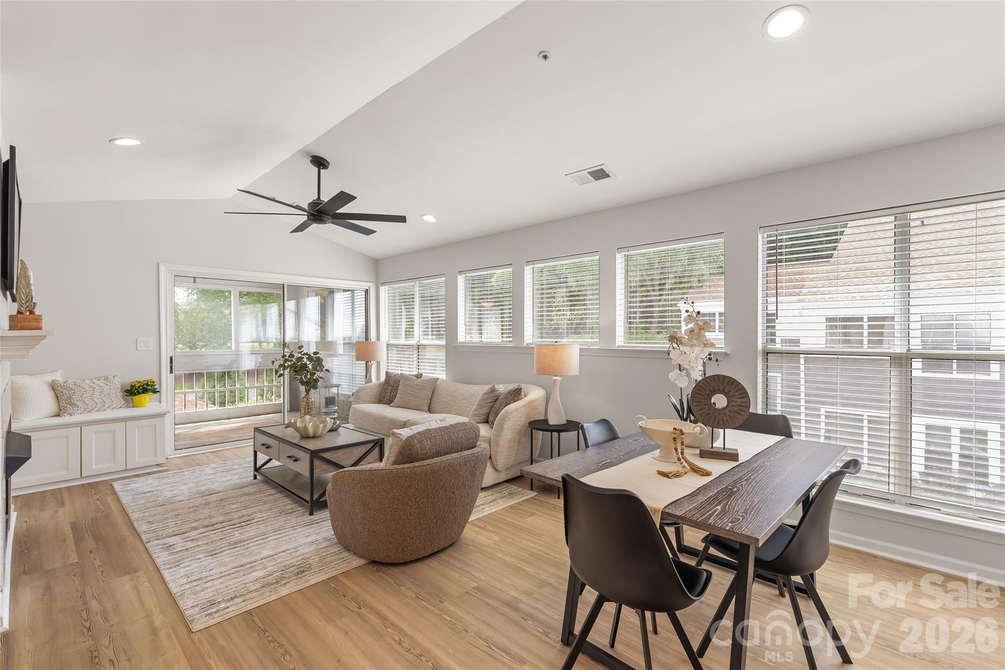 Condominium at 757 Southwest Drive, Davidson, photo 8 of 29