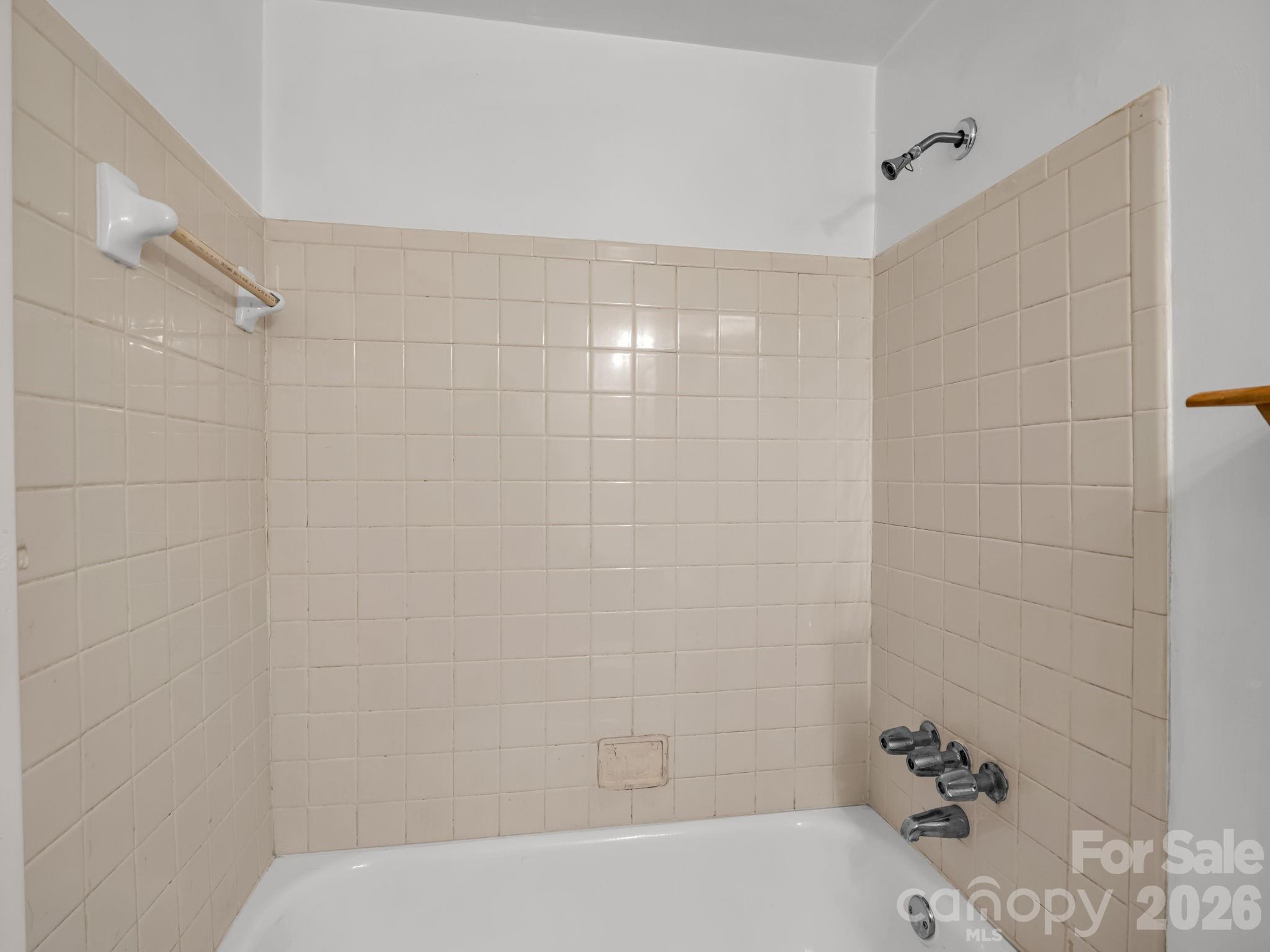 Single Family Residence at 617 Harris Henrietta Road, Forest City, photo 21 of 30