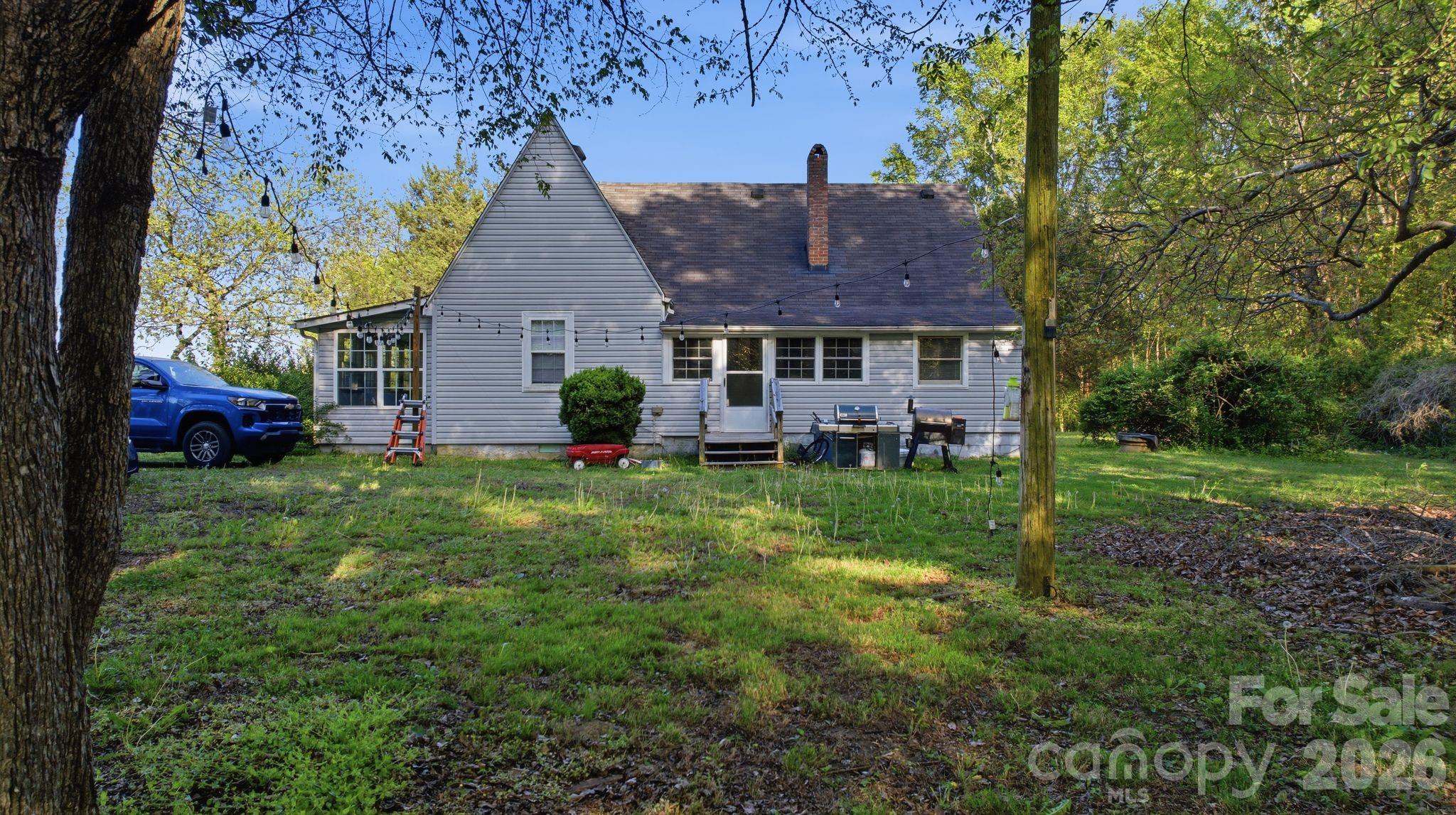 Single Family Residence at 1862 Salem Church Road, Lincolnton, photo 3 of 20