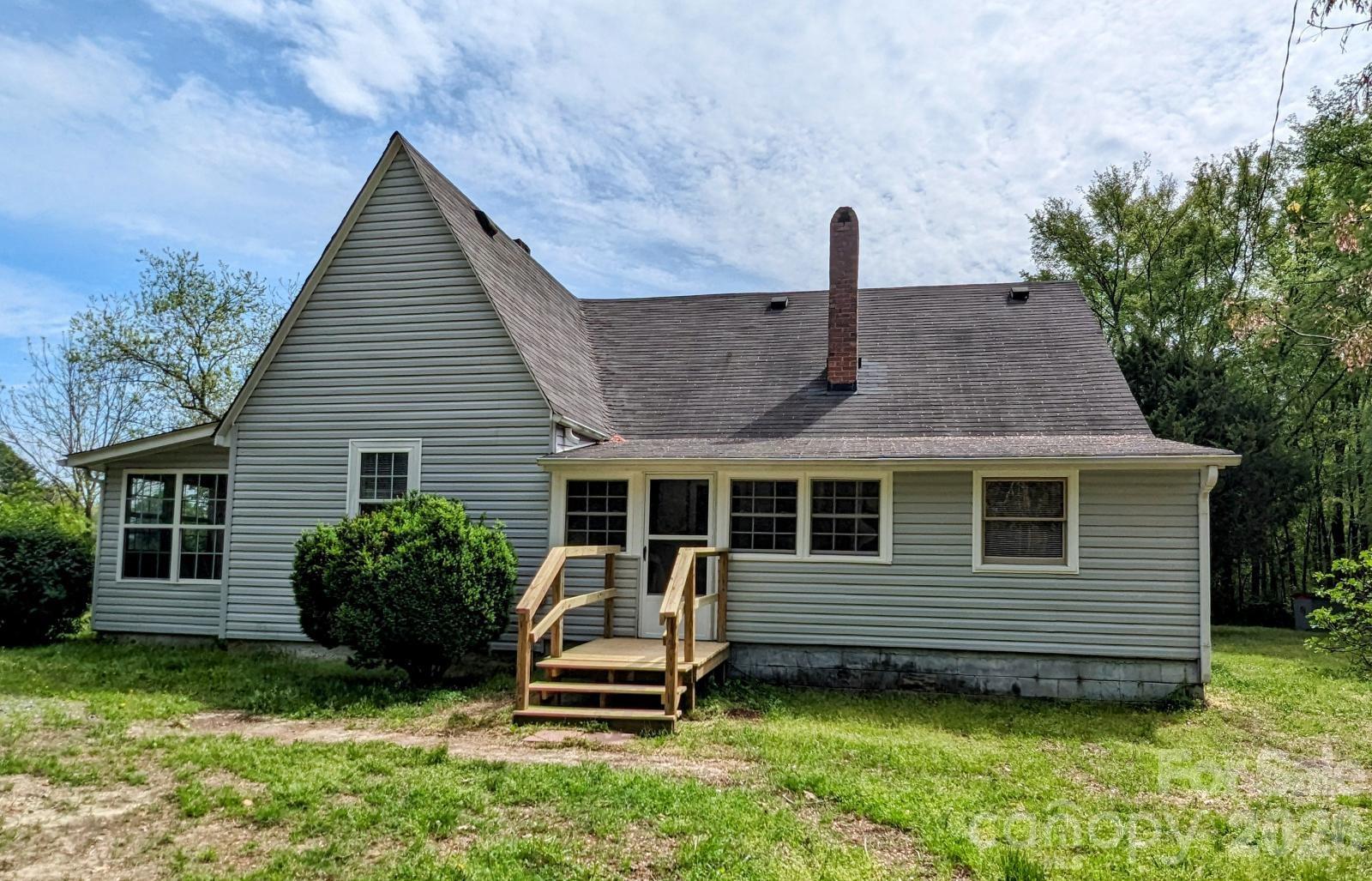 Single Family Residence at 1862 Salem Church Road, Lincolnton, photo 12 of 20