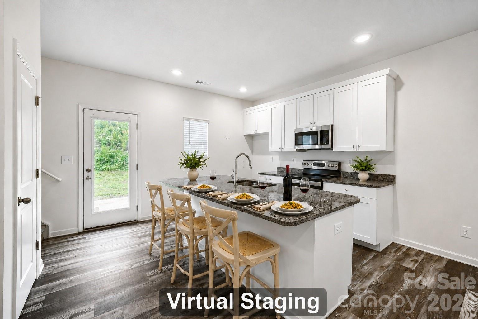 Kitchen Virtual Staging - 244 Valleybrook Lane, Troutman