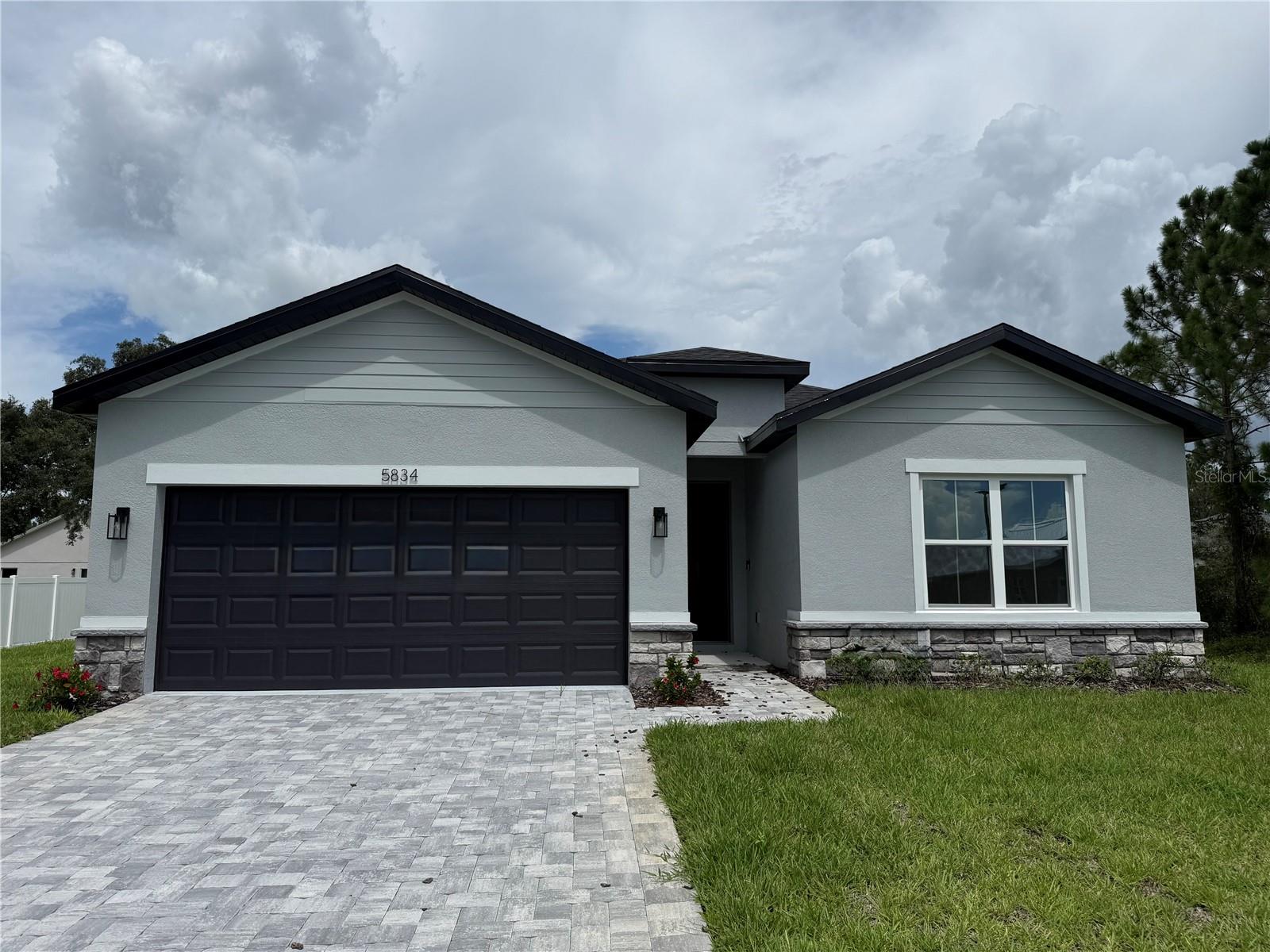 5834 ESCALON DR