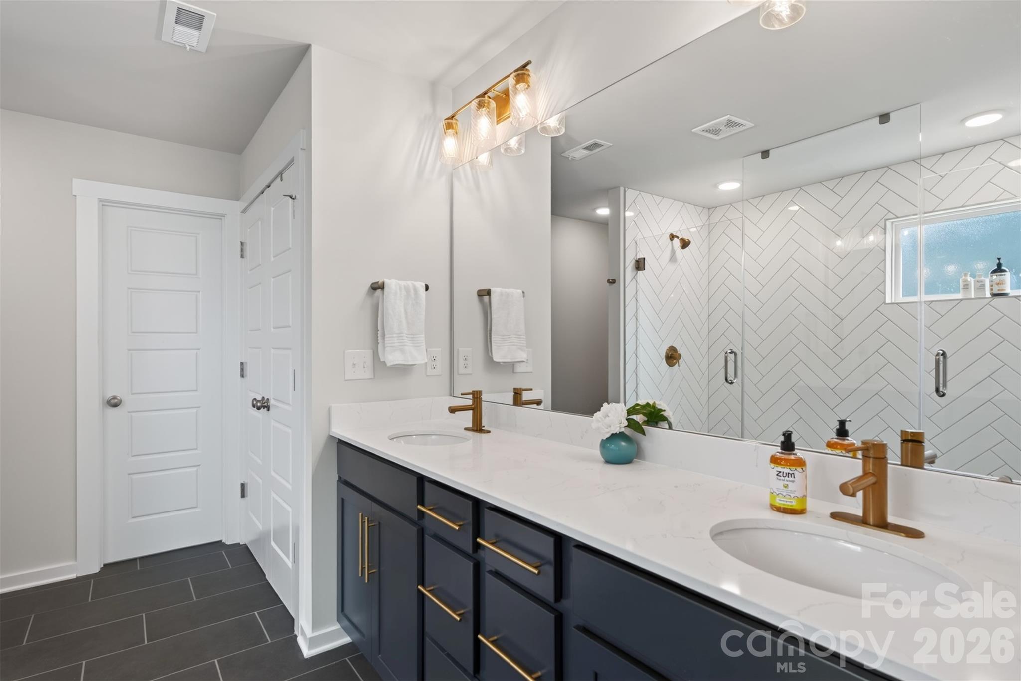 Primary bath - 14103 Belmont Greene Drive, Charlotte