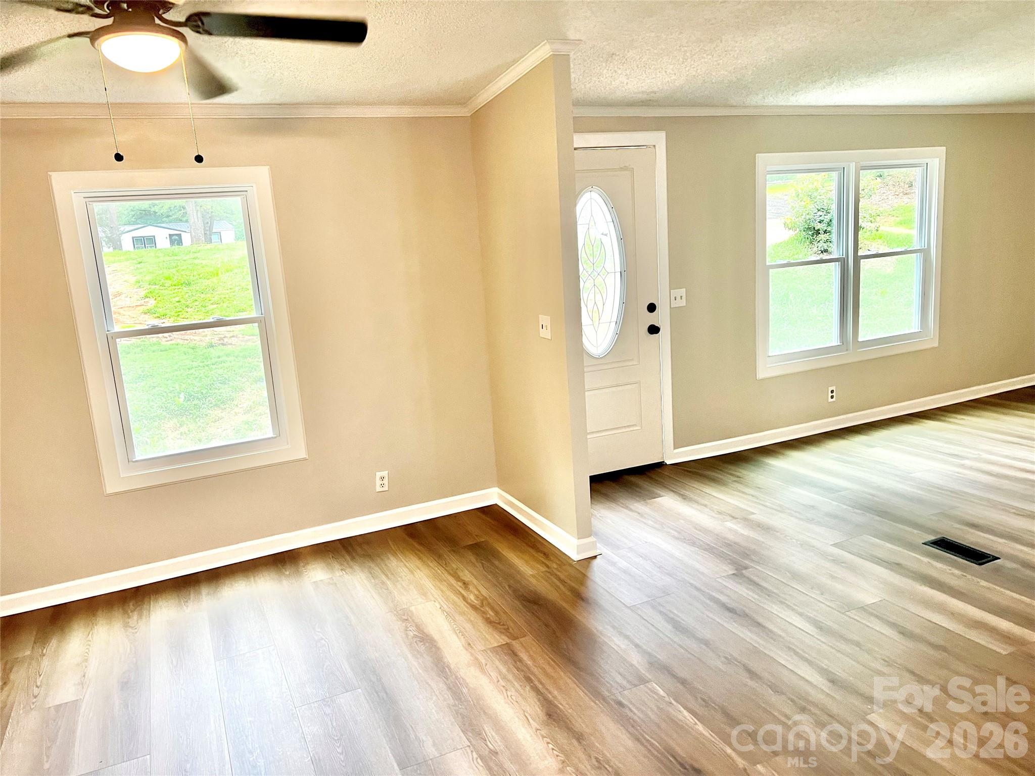 Single Family Residence at 10380 Turnplow Drive, Davidson, photo 5 of 24