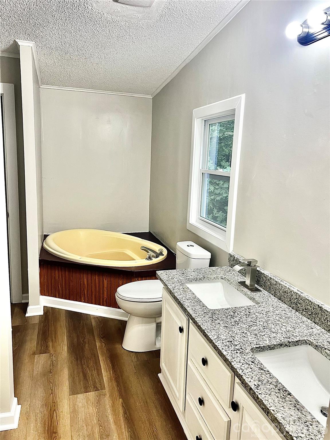 Single Family Residence at 10380 Turnplow Drive, Davidson, photo 17 of 24