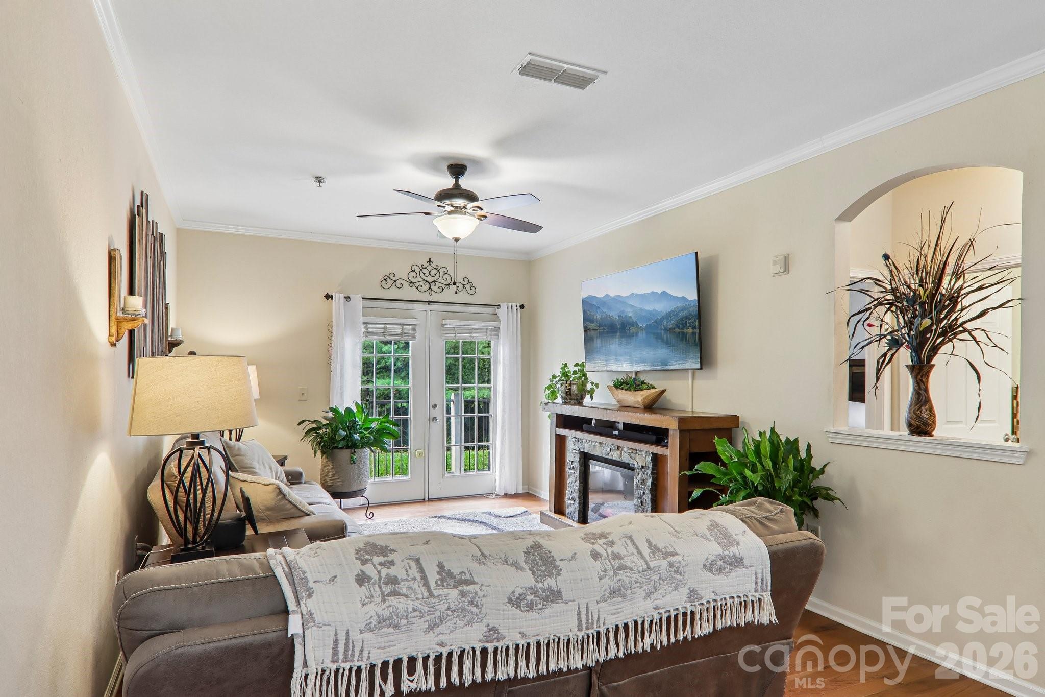 Condominium at 100 Vista Lake Drive, Candler, photo 6 of 43