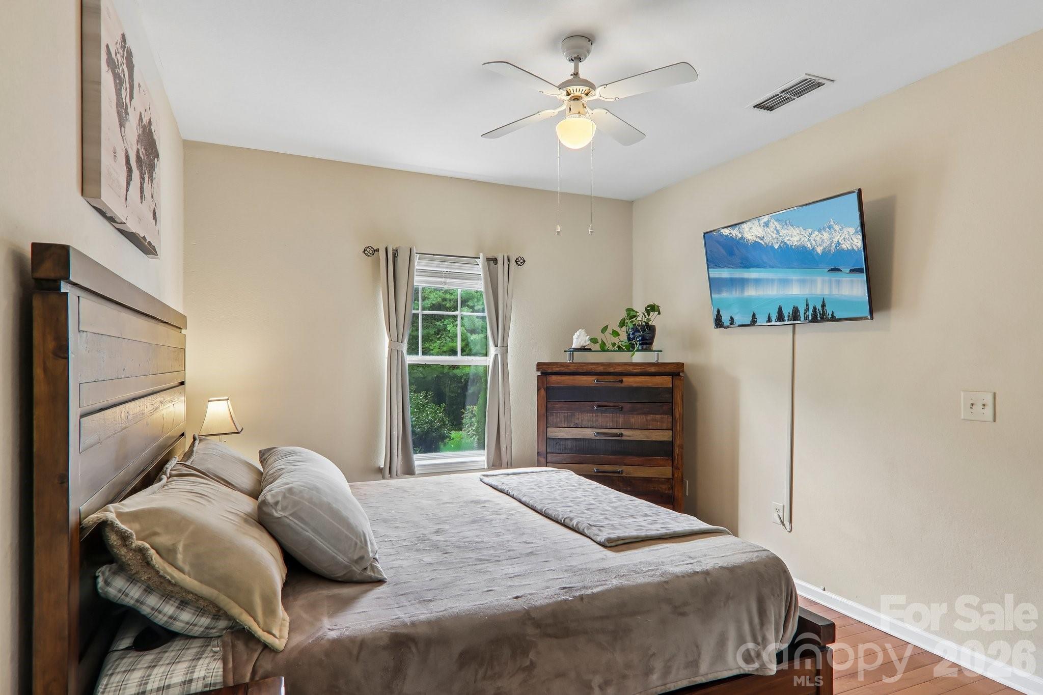 Condominium at 100 Vista Lake Drive, Candler, photo 24 of 43
