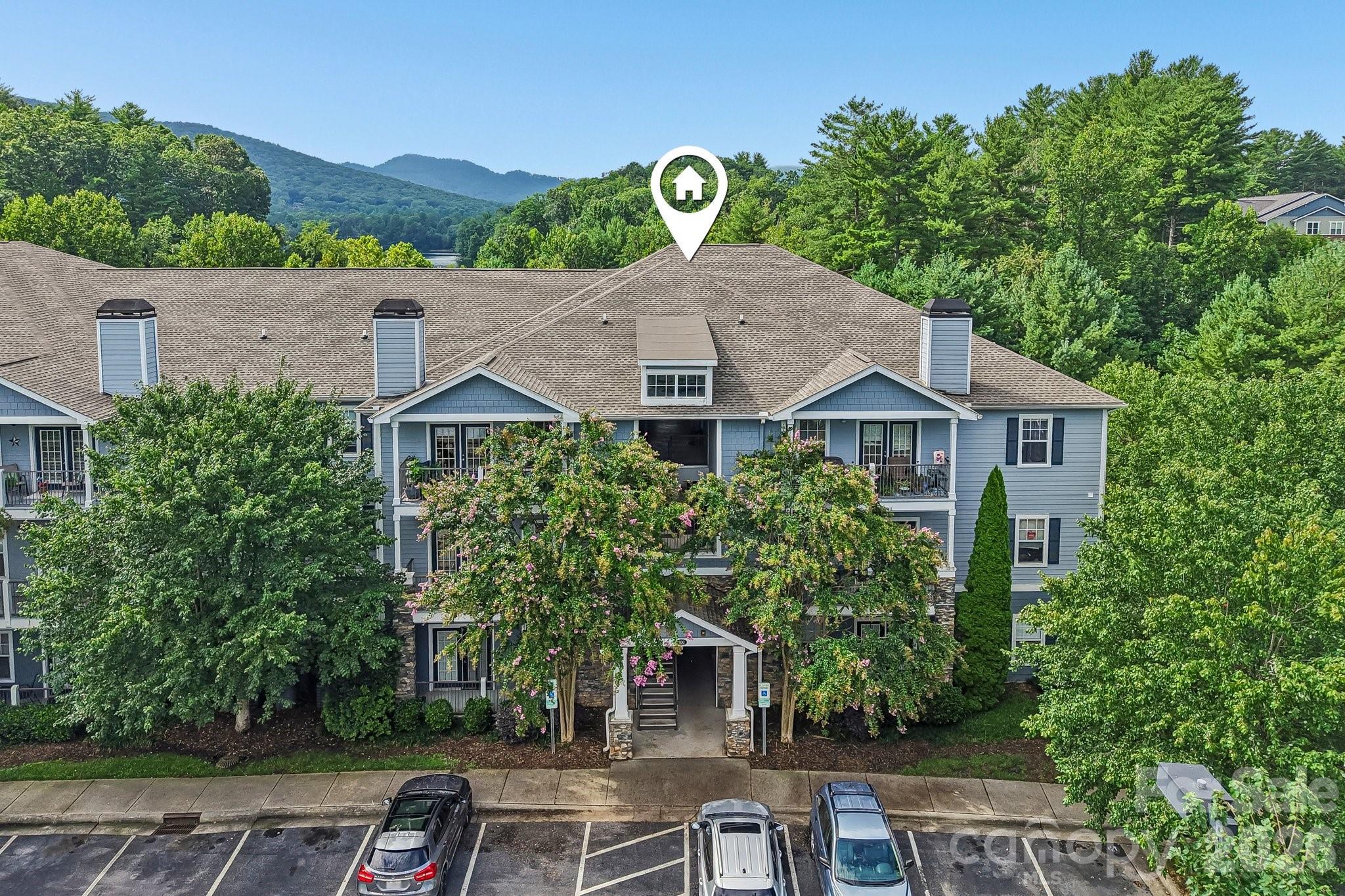 Condominium at 100 Vista Lake Drive, Candler, photo 34 of 43