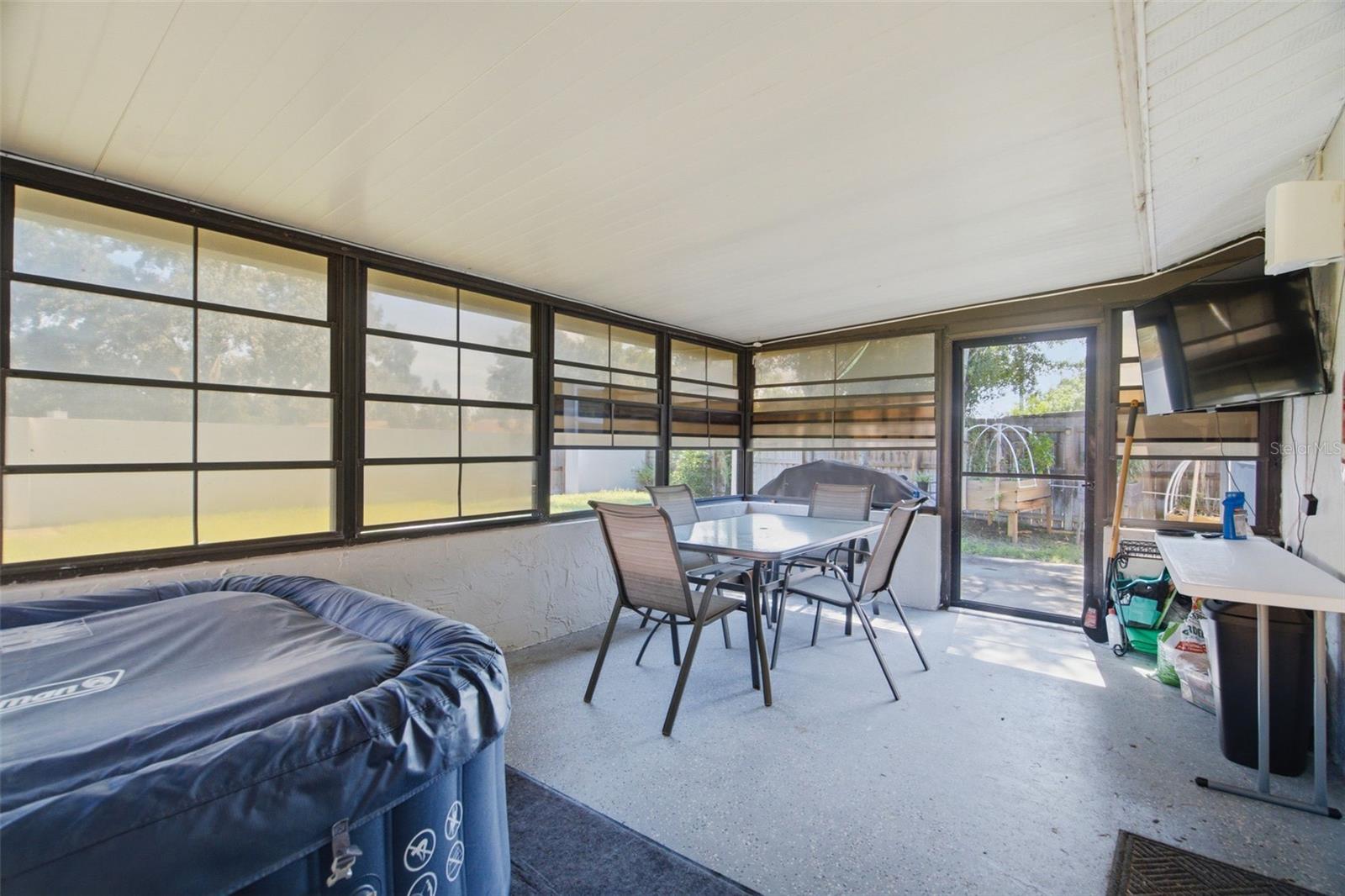 Screened Patio - 7907 DEER FOOT DR, NEW PORT RICHEY
