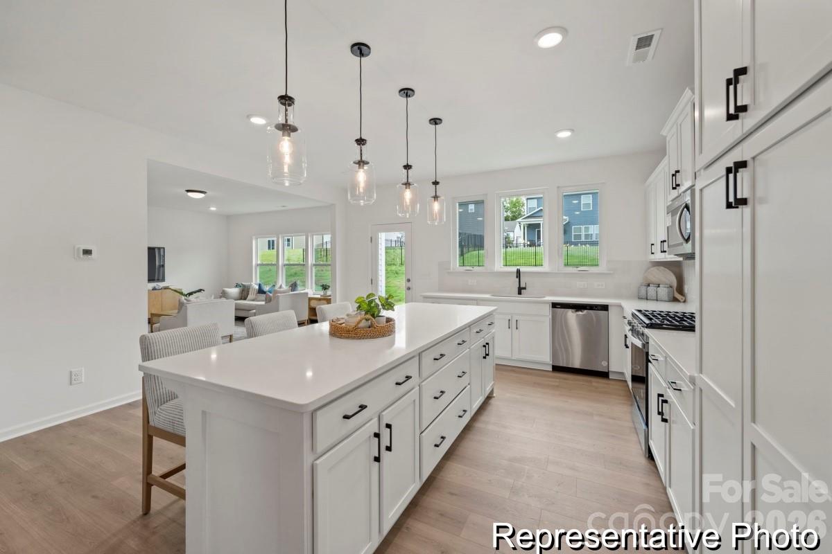 Single Family Residence at 136 Pembroke Way, Albemarle, photo 3 of 23
