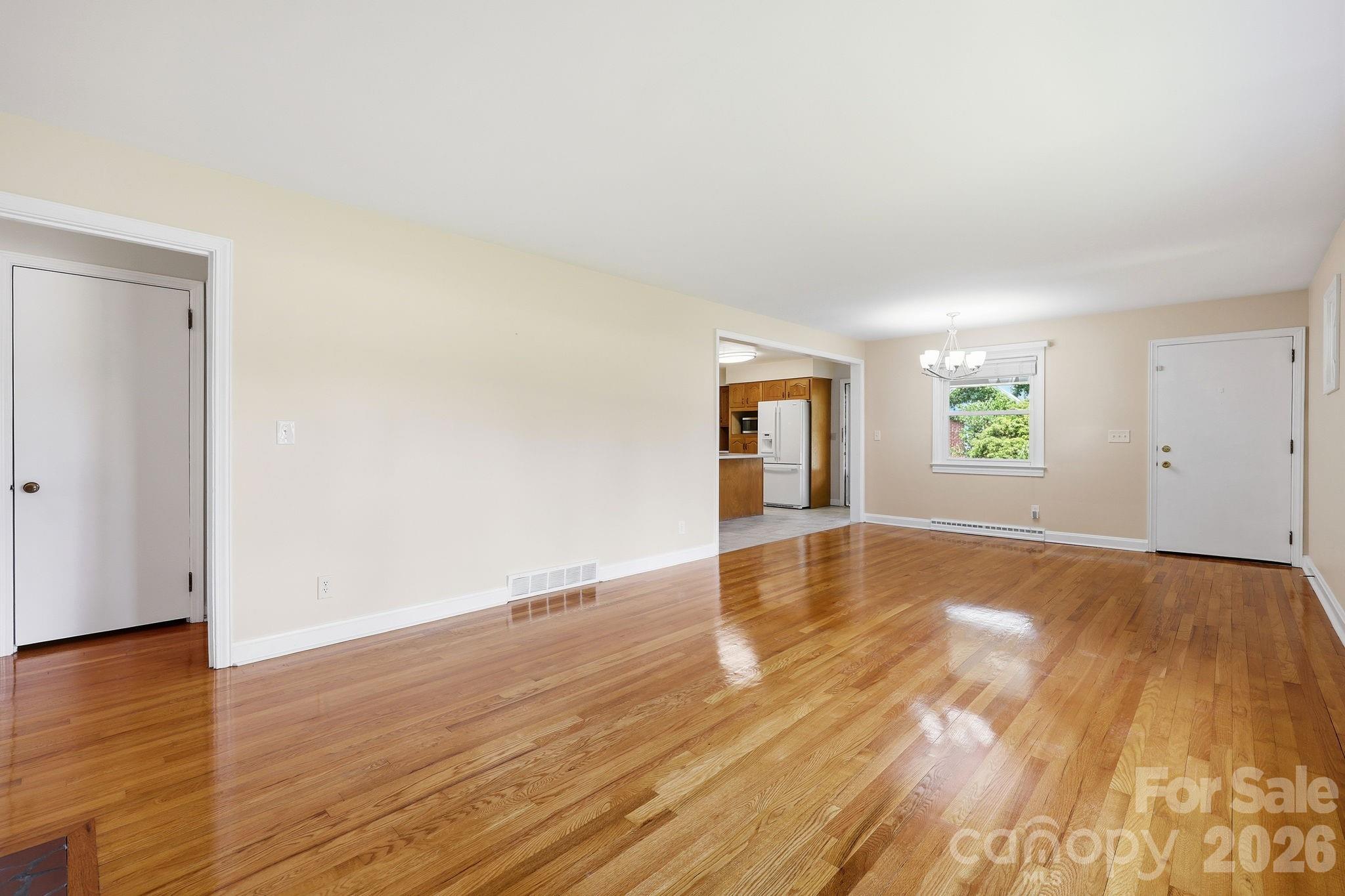 Single Family Residence at 845 Sand Hill Road, Asheville, photo 11 of 39