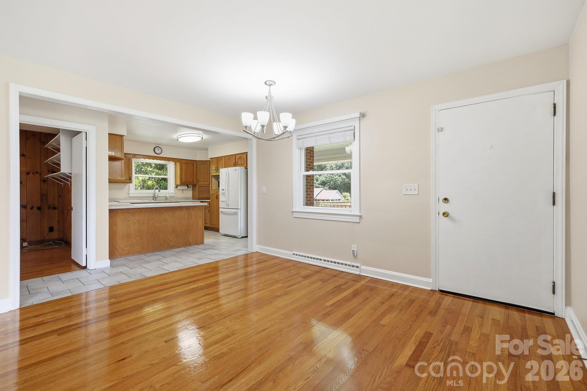 Single Family Residence at 845 Sand Hill Road, Asheville, photo 16 of 39