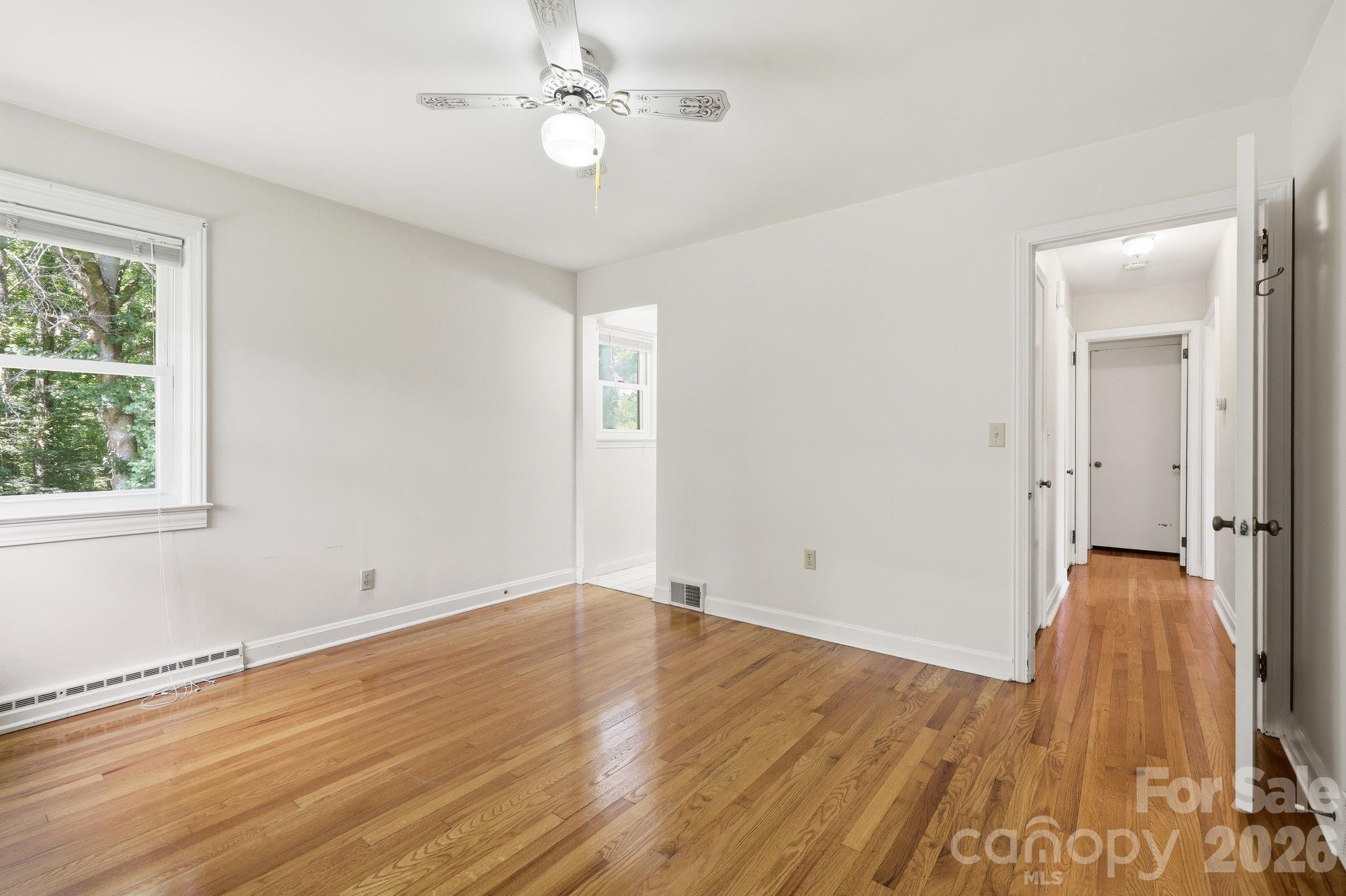 Single Family Residence at 845 Sand Hill Road, Asheville, photo 26 of 39