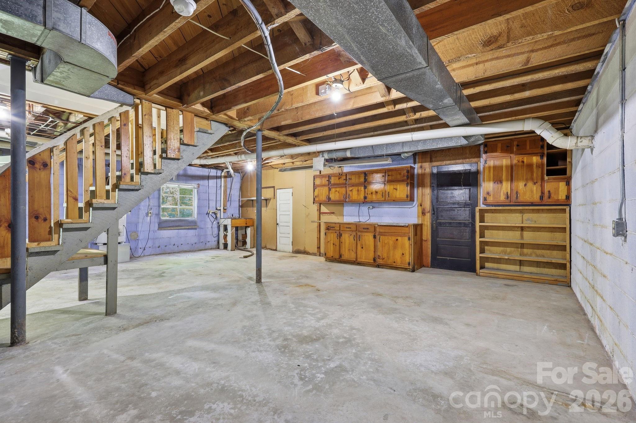 Large Basement - 845 Sand Hill Road, Asheville