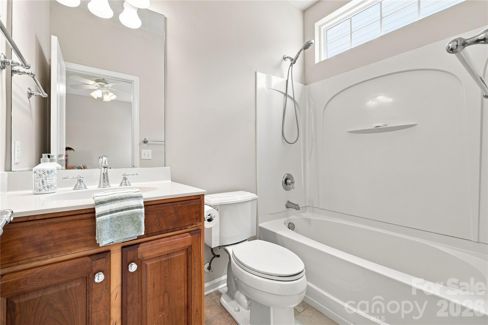 En-Suite Bath 1 - 39650 Rosebay Court, Indian Land