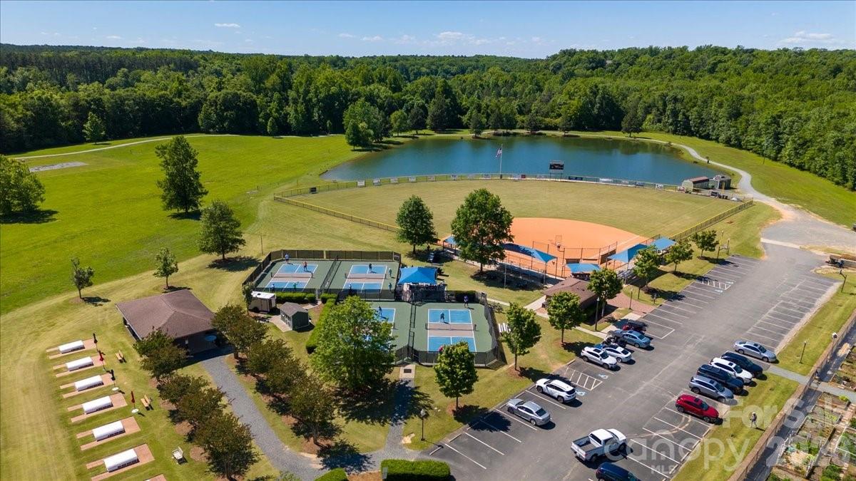 Waters Edge Park - 39650 Rosebay Court, Indian Land