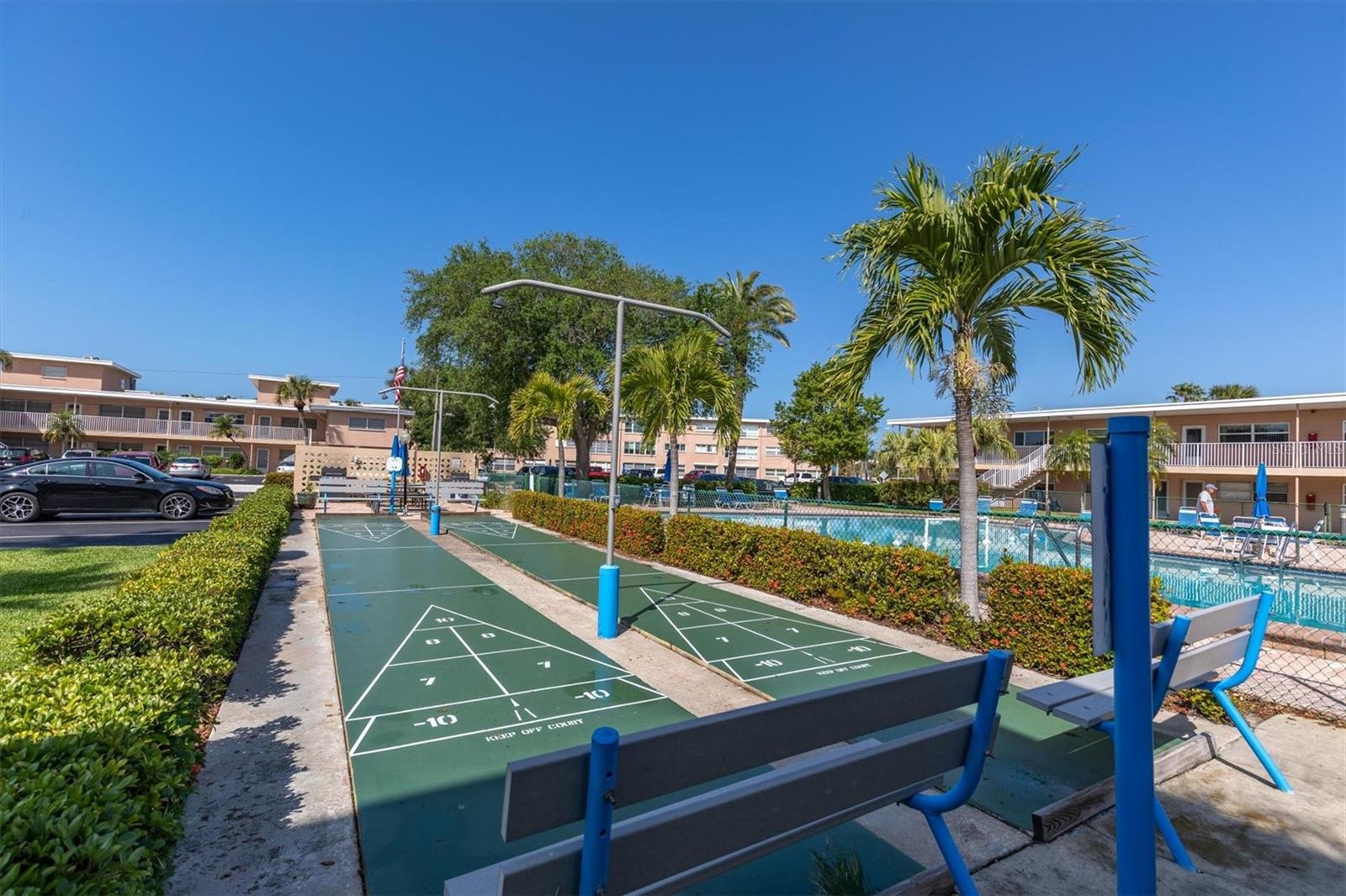 Condominium at 6363 GULF WINDS DR #233, ST PETERSBURG, photo 37 of 38