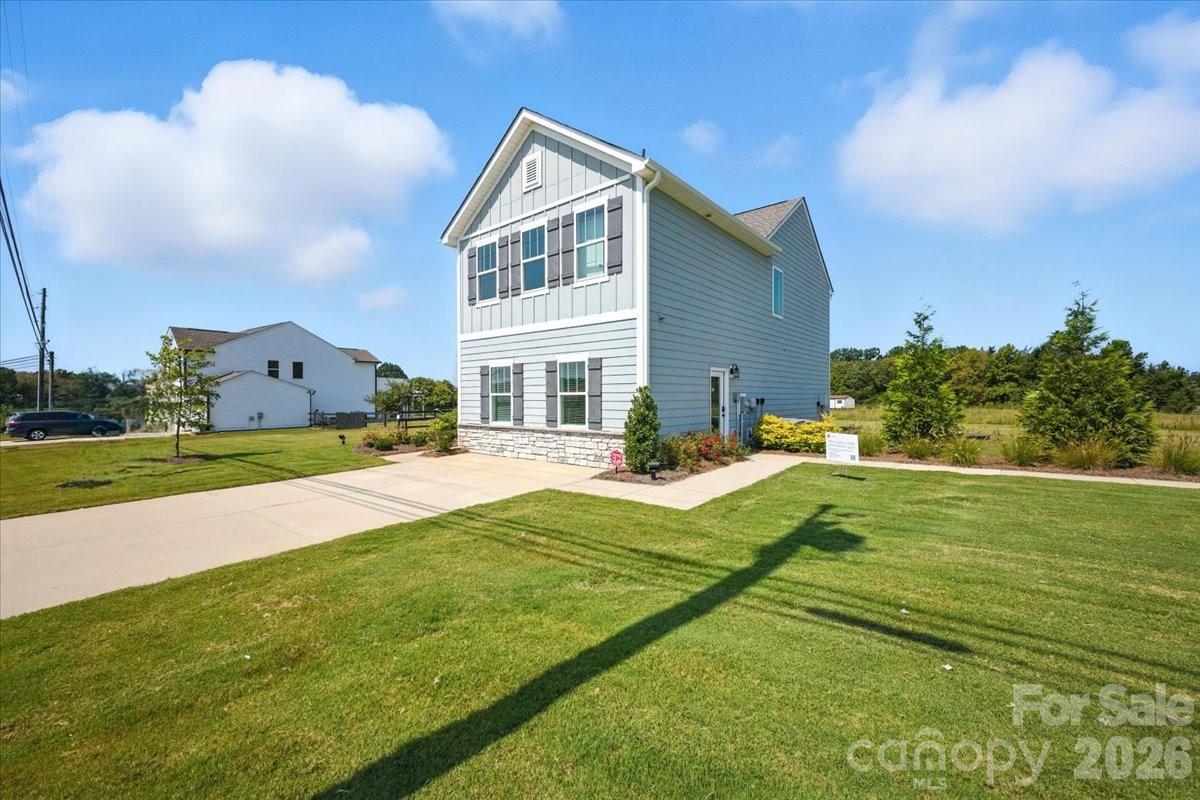Single Family Residence at 1101 Ansonville Road, Wingate, photo 4 of 41