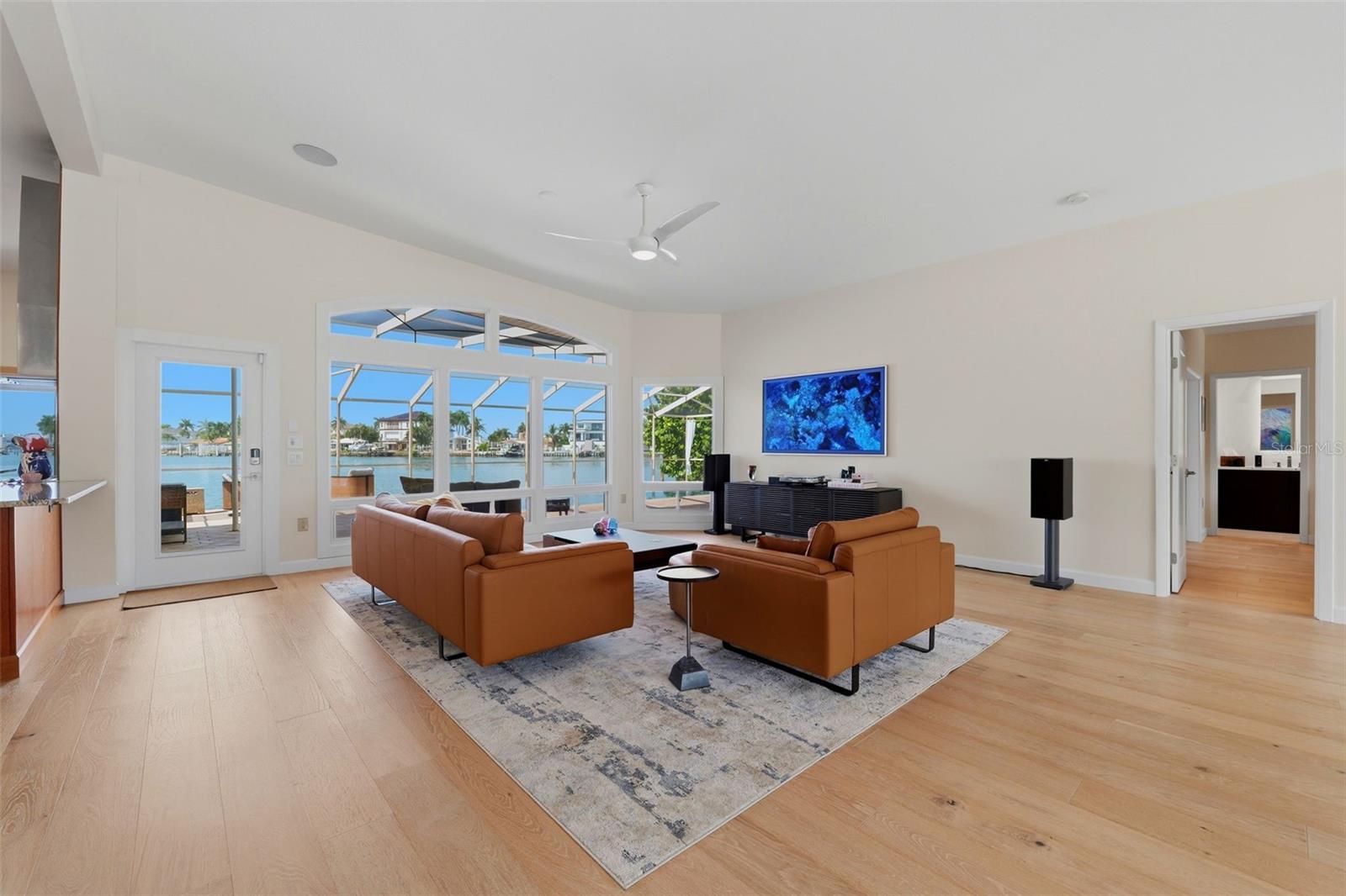 Single Family Residence at 661 79TH CIR S, ST PETERSBURG, photo 11 of 75