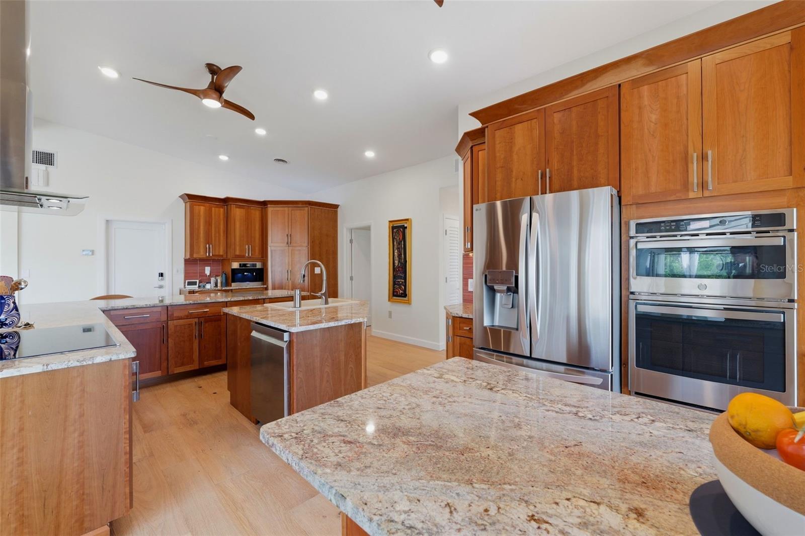 Single Family Residence at 661 79TH CIR S, ST PETERSBURG, photo 23 of 75