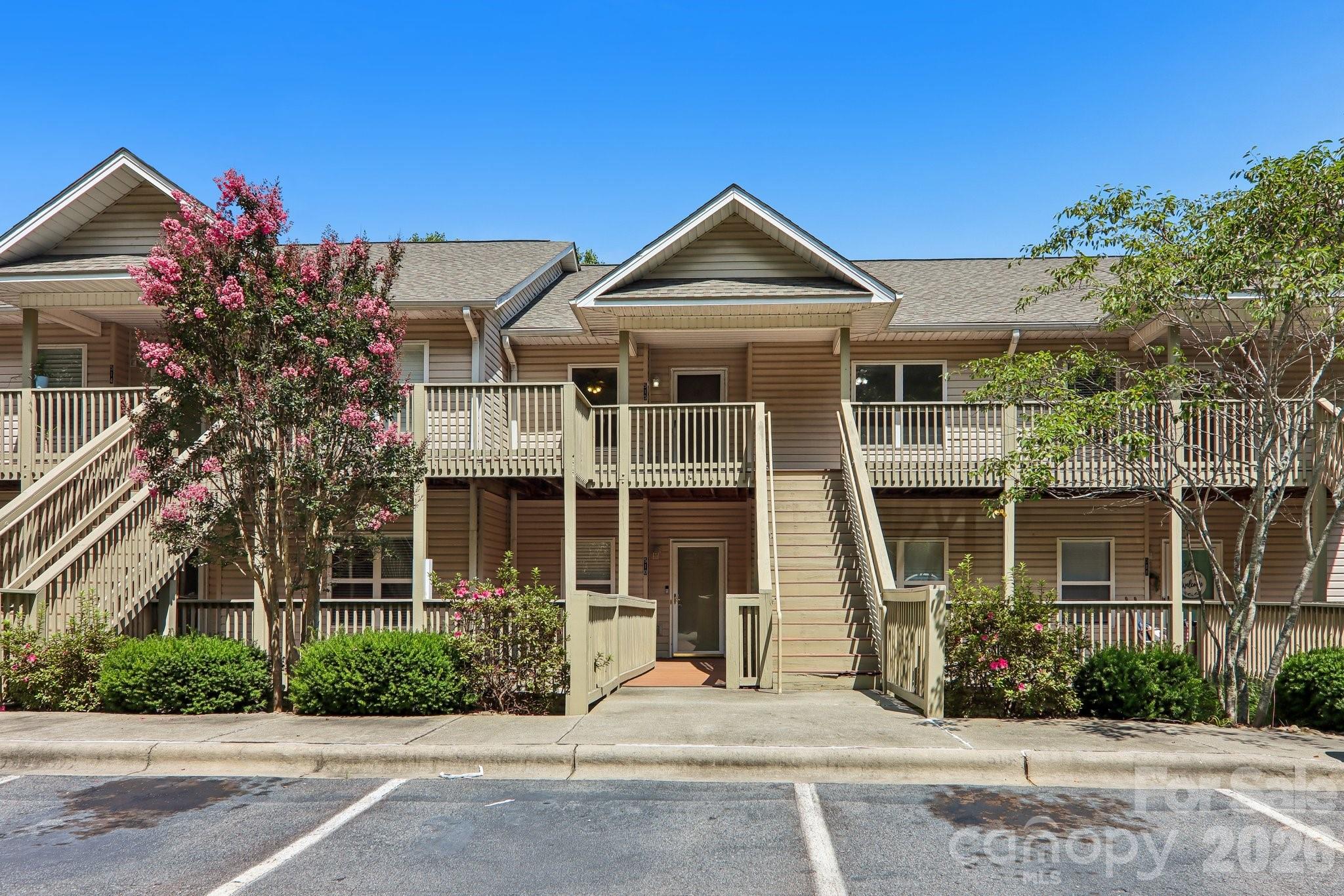Condominium at 515 Carrington Place, Arden, photo 2 of 24