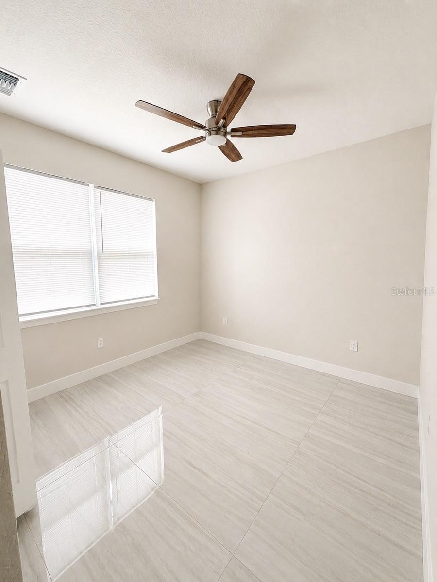 2nd Bedroom - 105 NORTH BLVD E, DAVENPORT