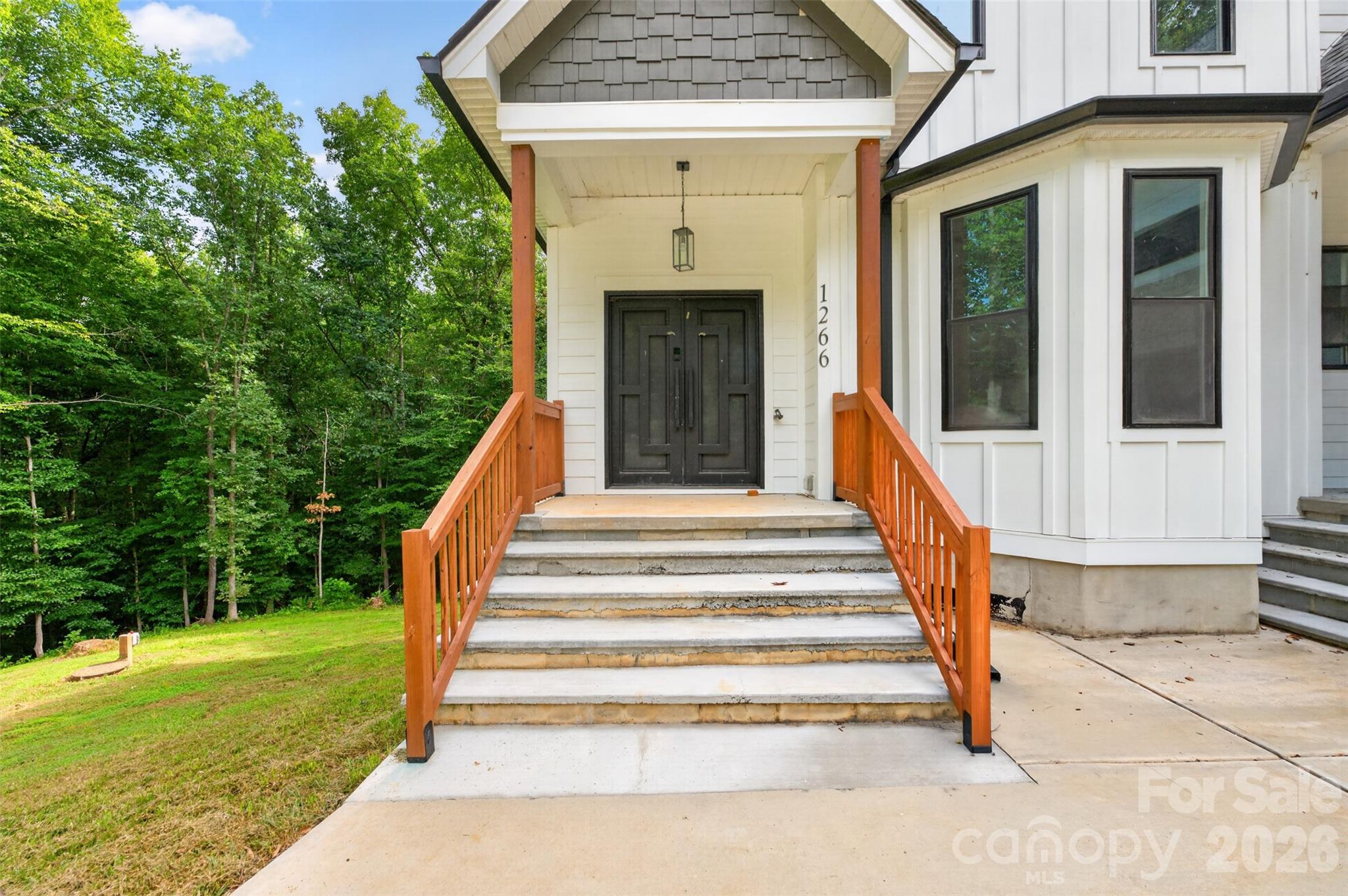 Single Family Residence at 1266 Ron Whicker Drive, Catawba, photo 4 of 48