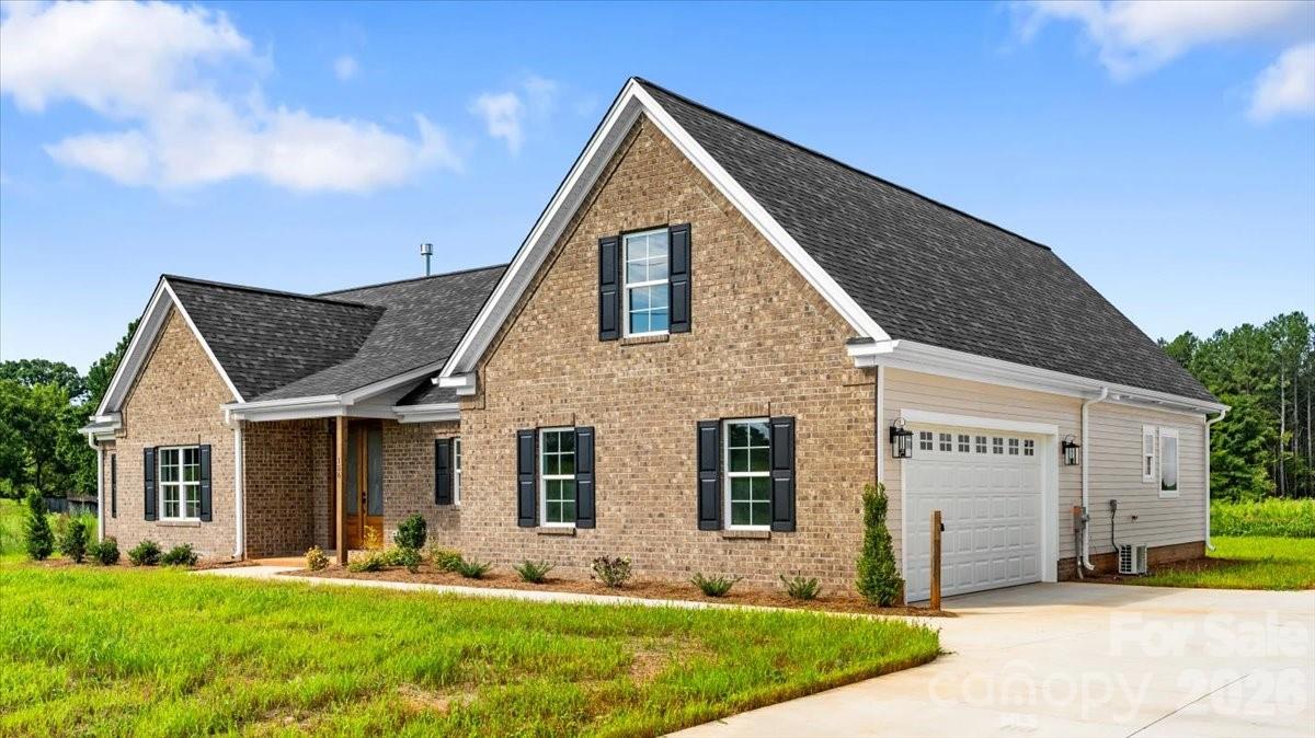 Single Family Residence at 156 Greenhill Road, Mocksville, photo 2 of 48
