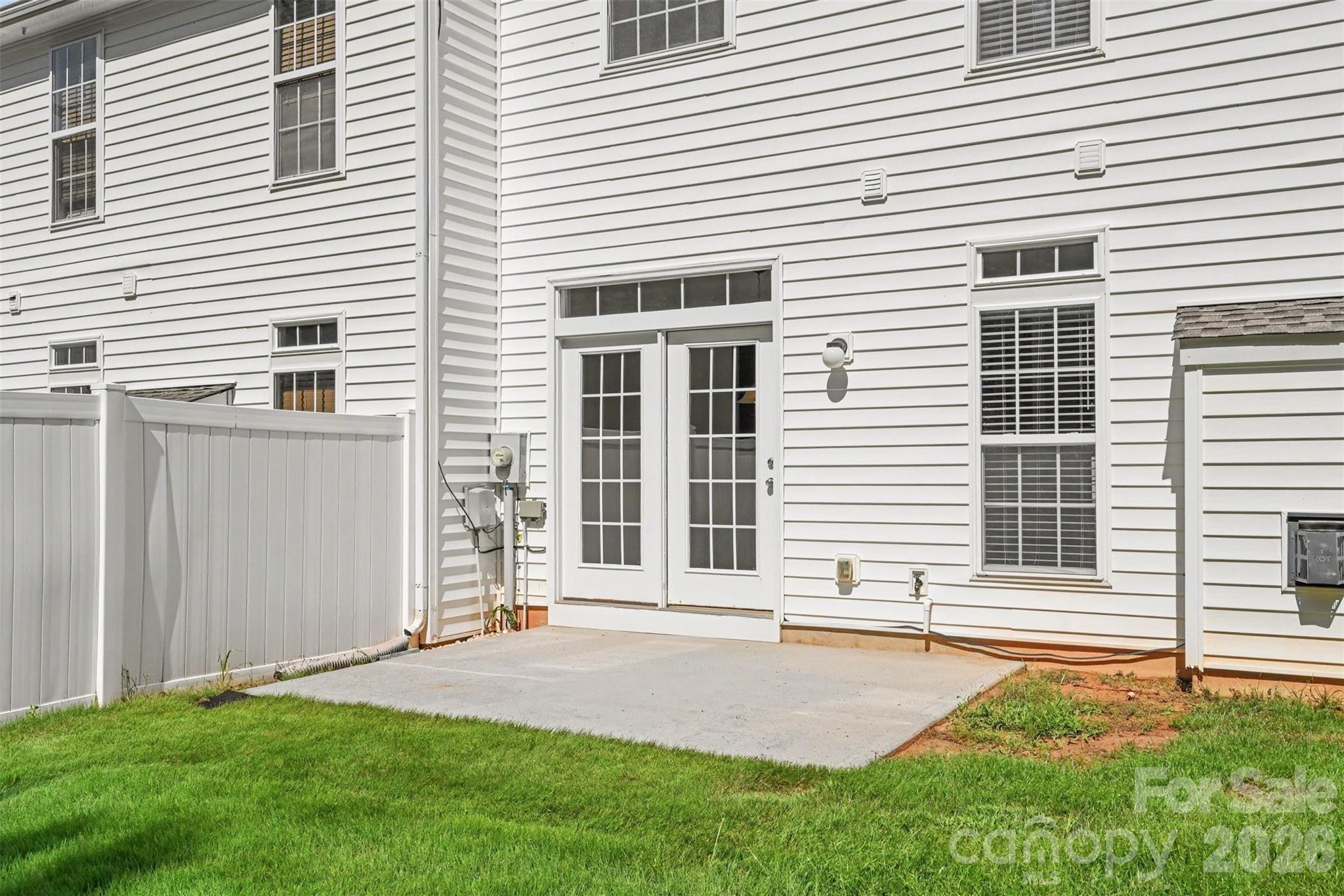 Bring your grill! - 107 S Arcadian Way, Mooresville