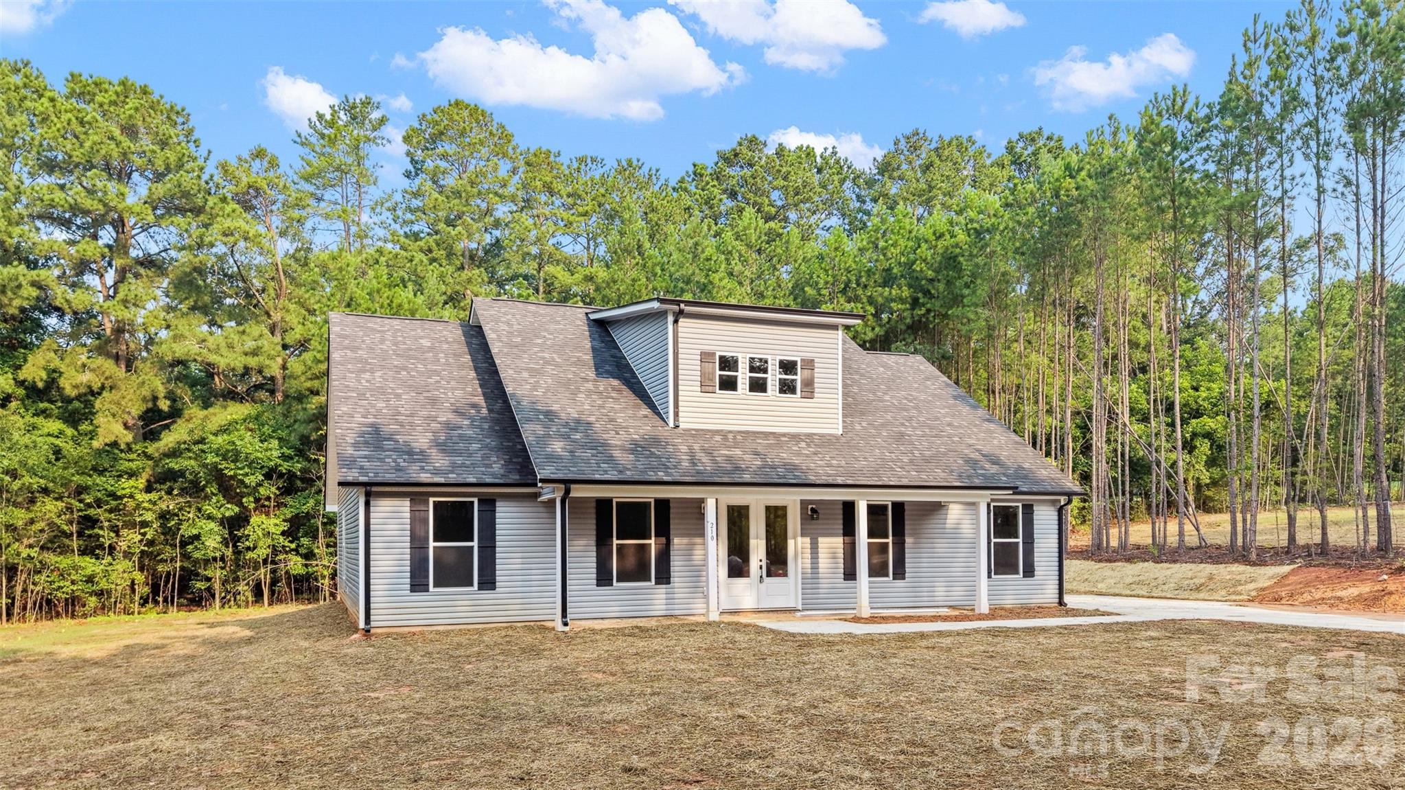 Single Family Residence at 210 Silver Creek Drive, Concord, photo 25 of 41