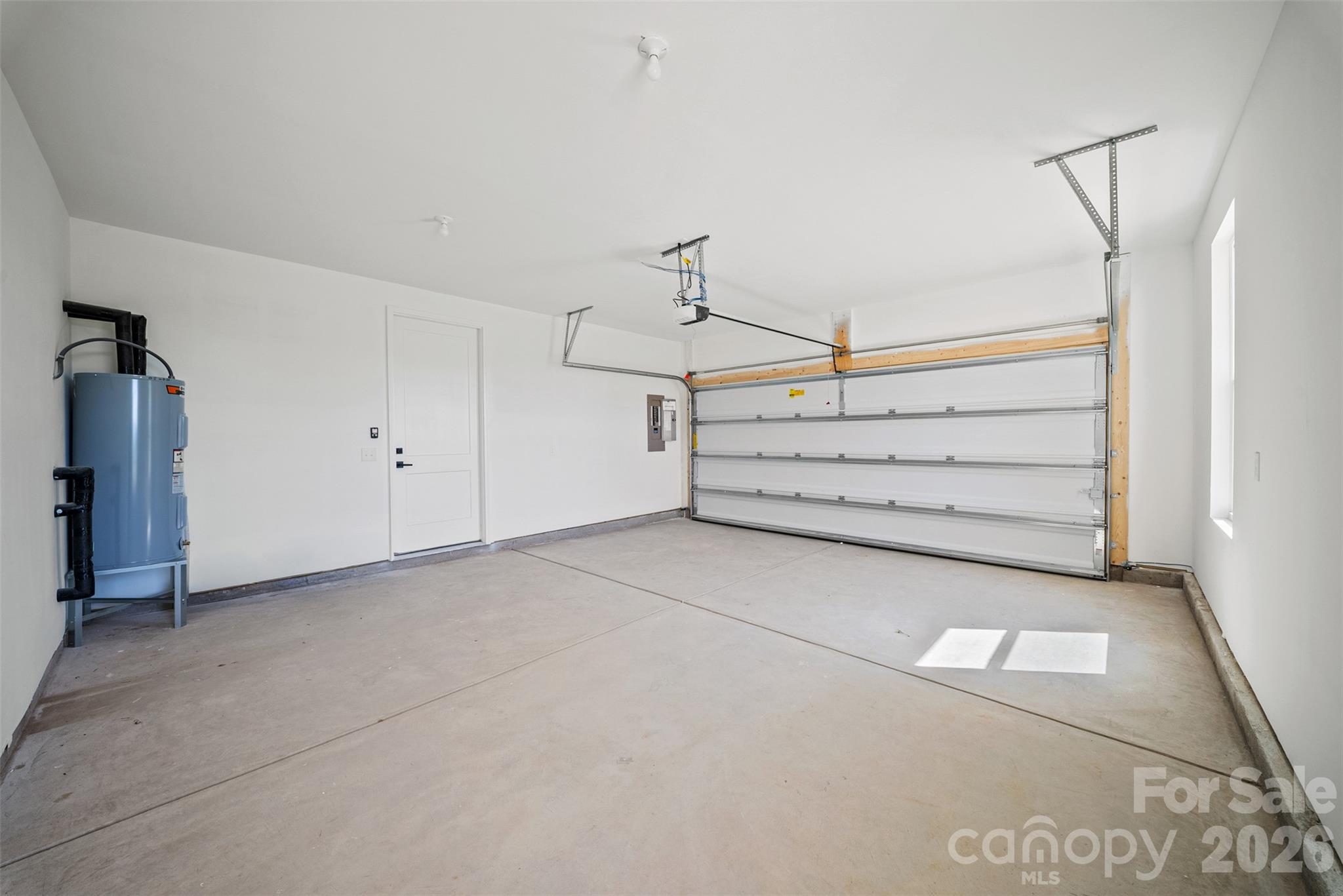 Single Family Residence at 210 Silver Creek Drive, Concord, photo 40 of 41