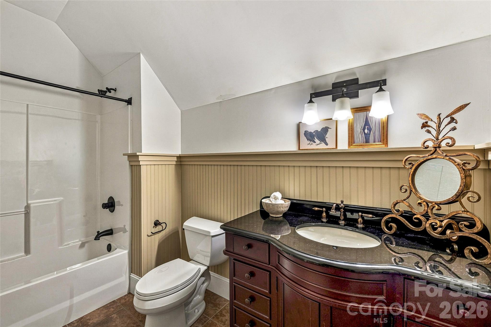 En-suite Bath - 90 Ashley Woods Drive, Arden