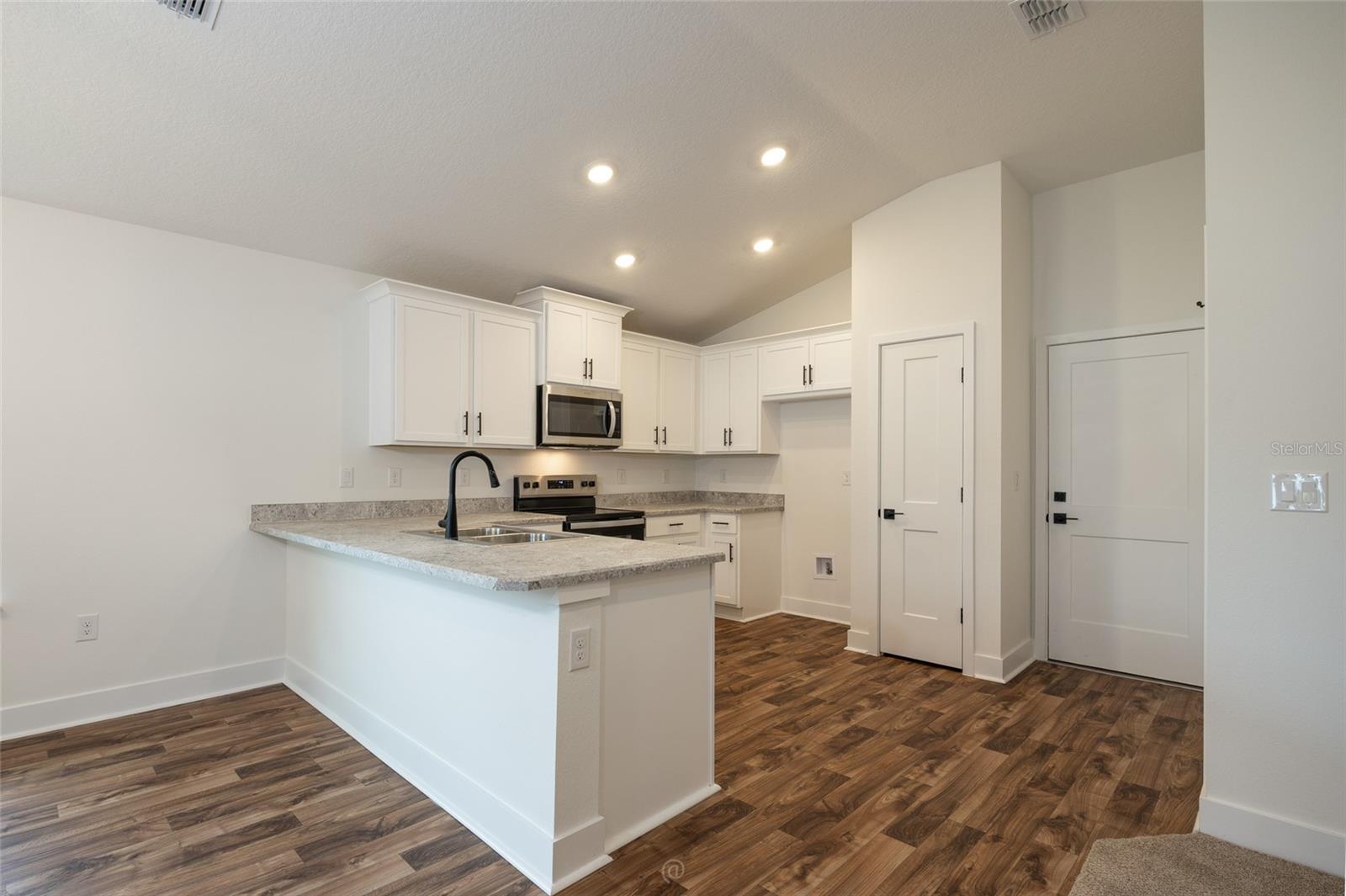 Single Family Residence at 39 RIVERINA DRIVE, PALM COAST, photo 2 of 21