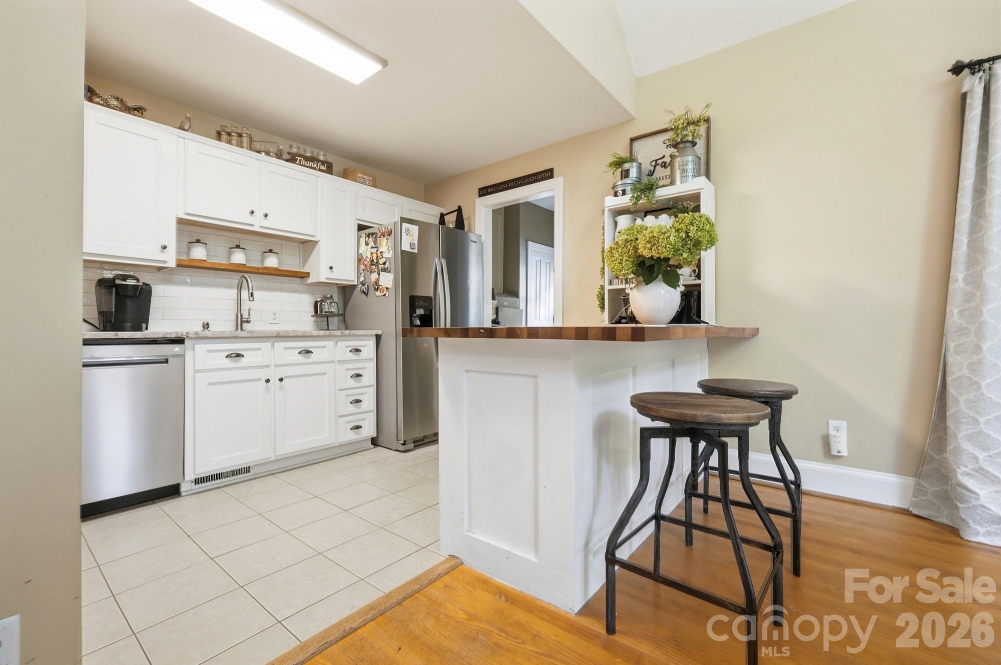 Single Family Residence at 141 Oak Leaf Lane, Wingate, photo 13 of 47