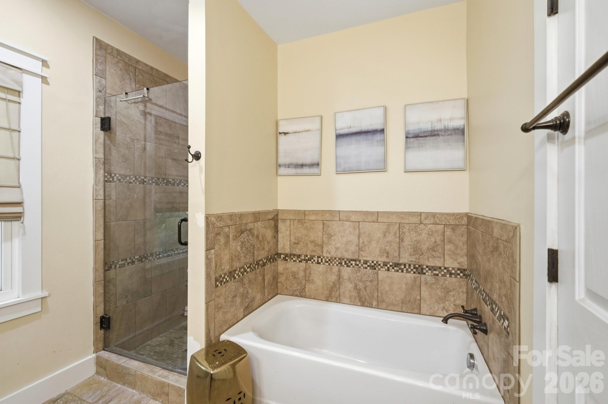 Single Family Residence at 141 Oak Leaf Lane, Wingate, photo 25 of 47
