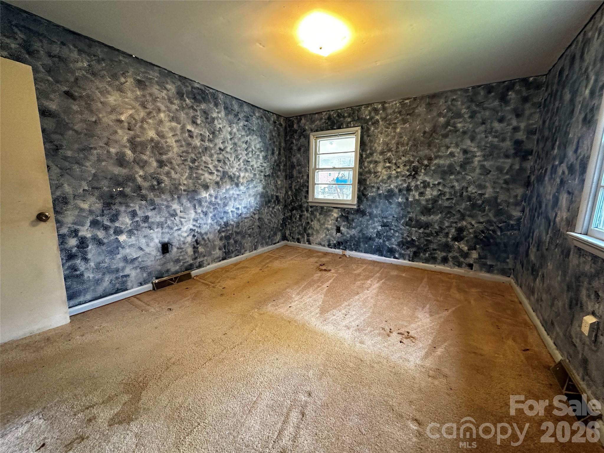 Single Family Residence at 440 Old US 19e Highway, Spruce Pine, photo 14 of 20