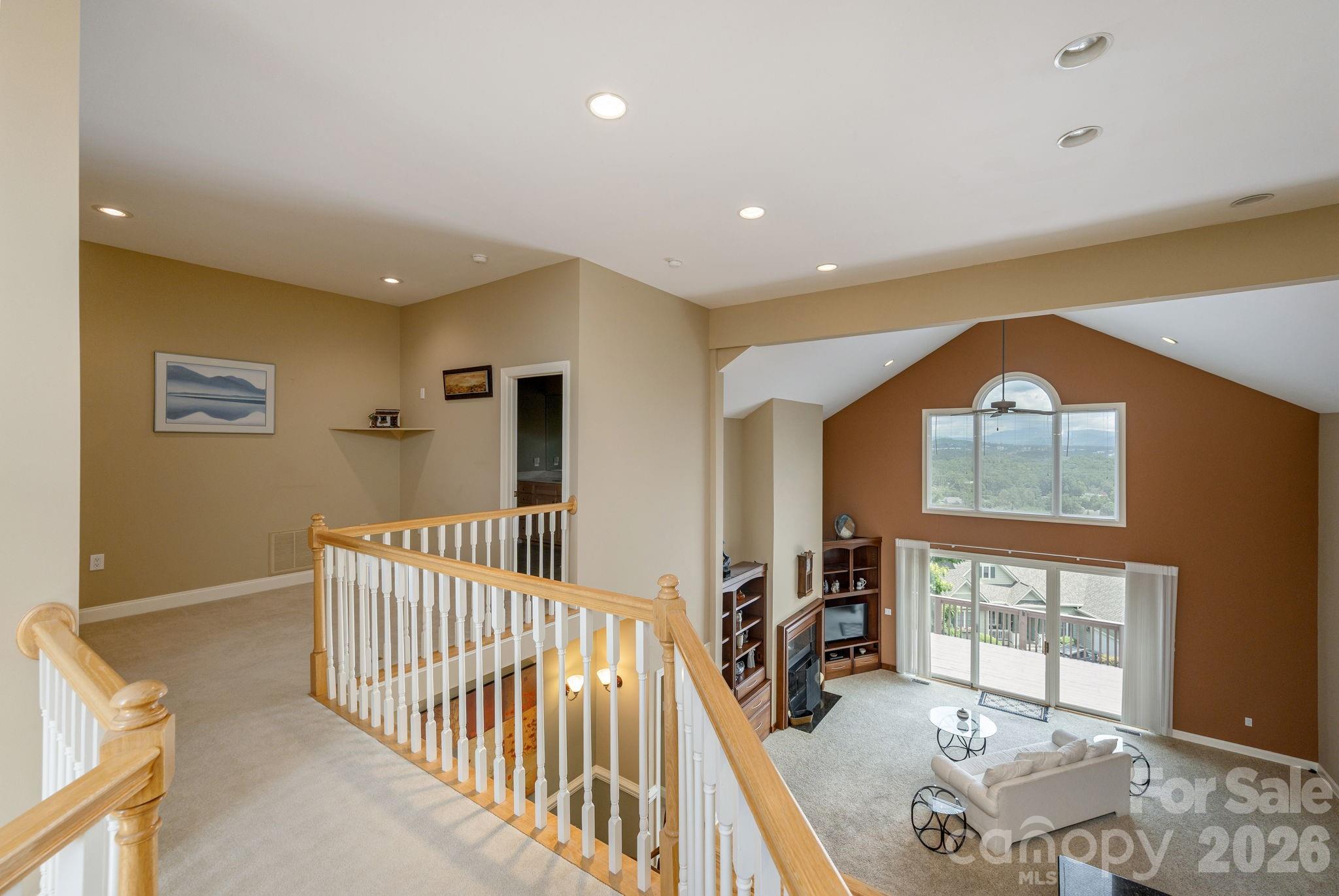 Upstairs Sitting Loft - 20 N Mission Hills Court, Mills River
