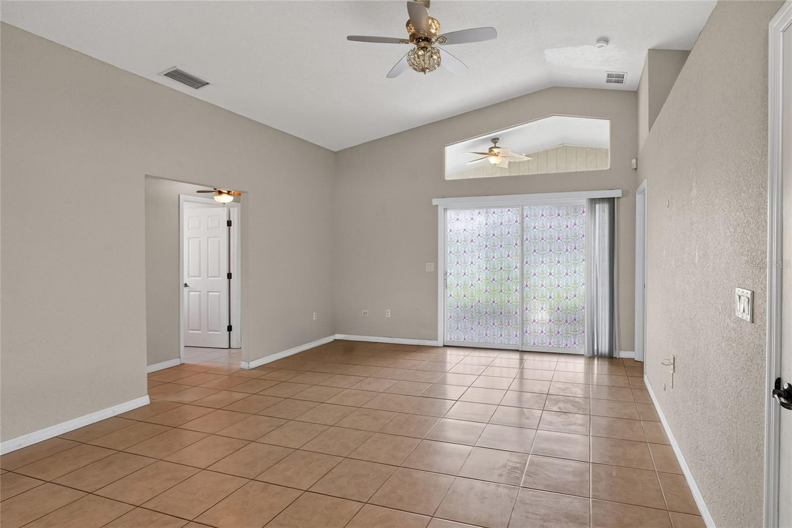 Single Family Residence at 3212 PEBBLEBROOKE BLVD, LAKELAND, photo 4 of 37