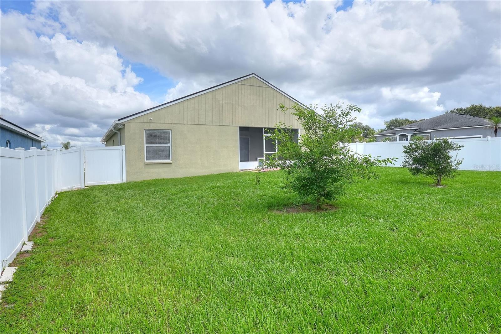 Single Family Residence at 3212 PEBBLEBROOKE BLVD, LAKELAND, photo 31 of 37
