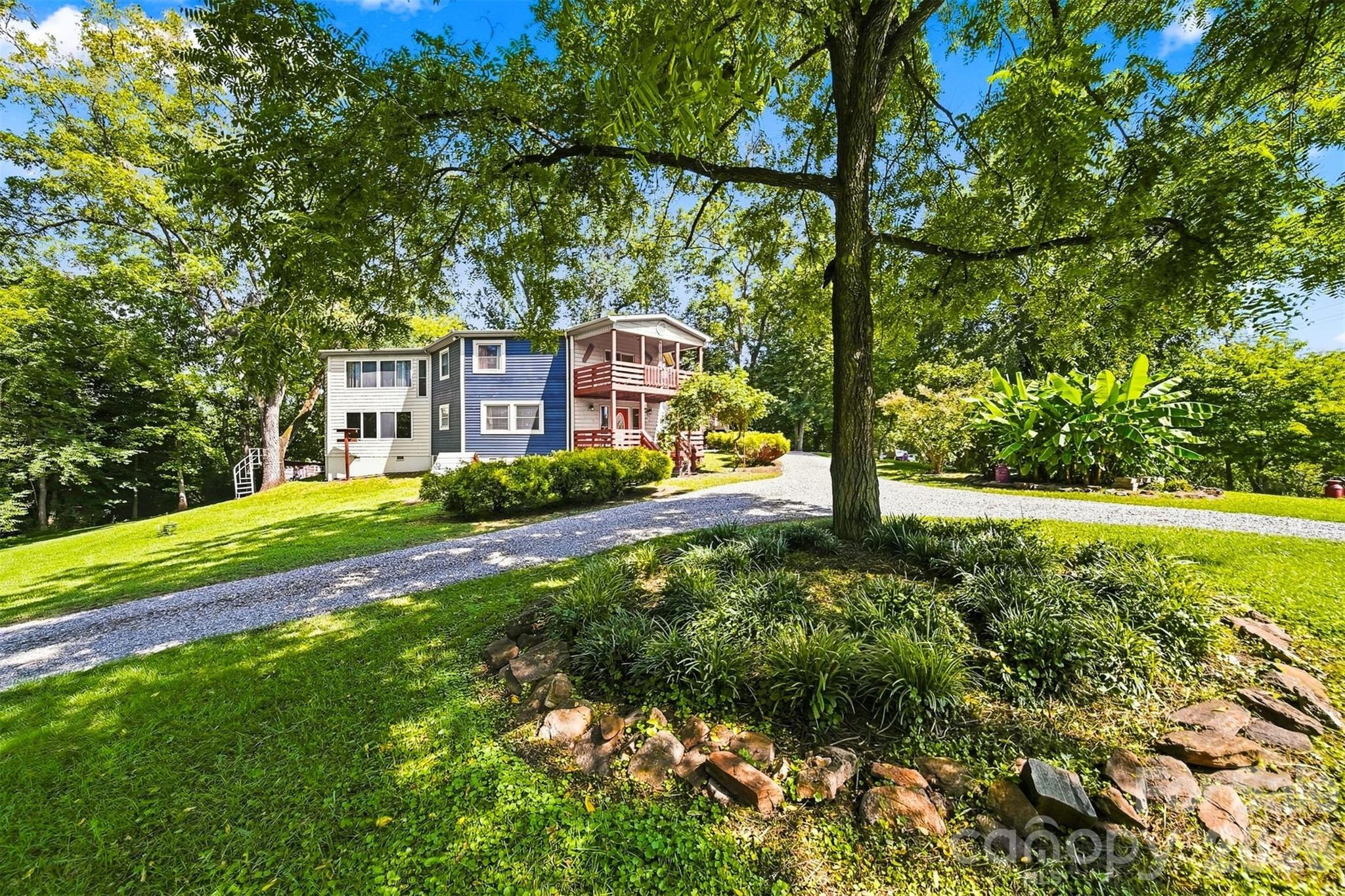 Single Family Residence at 480 Bailey Farm Road, Statesville, photo 8 of 48