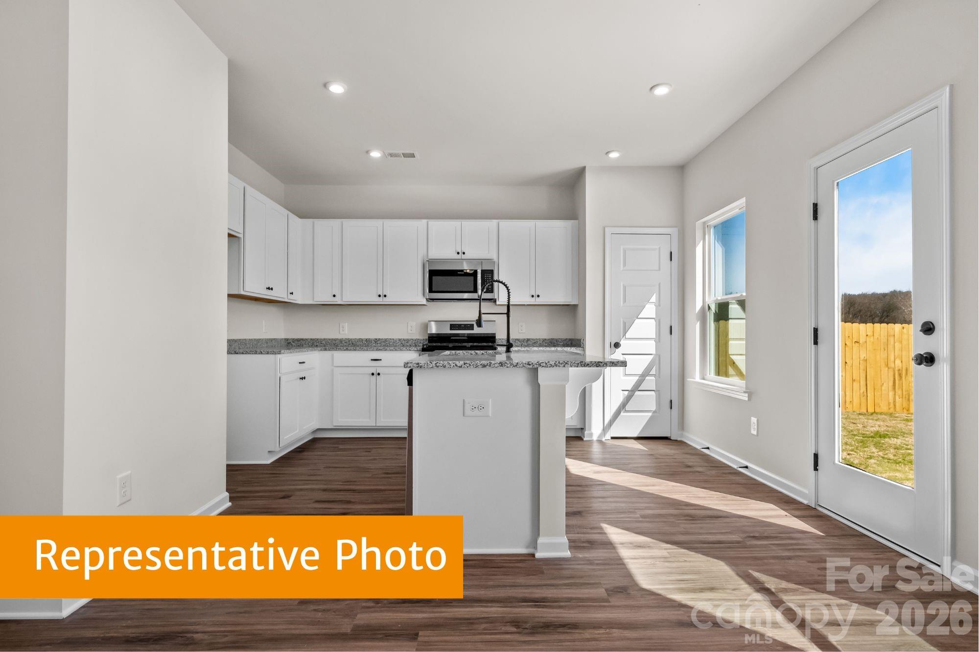 Single Family Residence at 5587 Hagler Loop, Catawba, photo 10 of 31