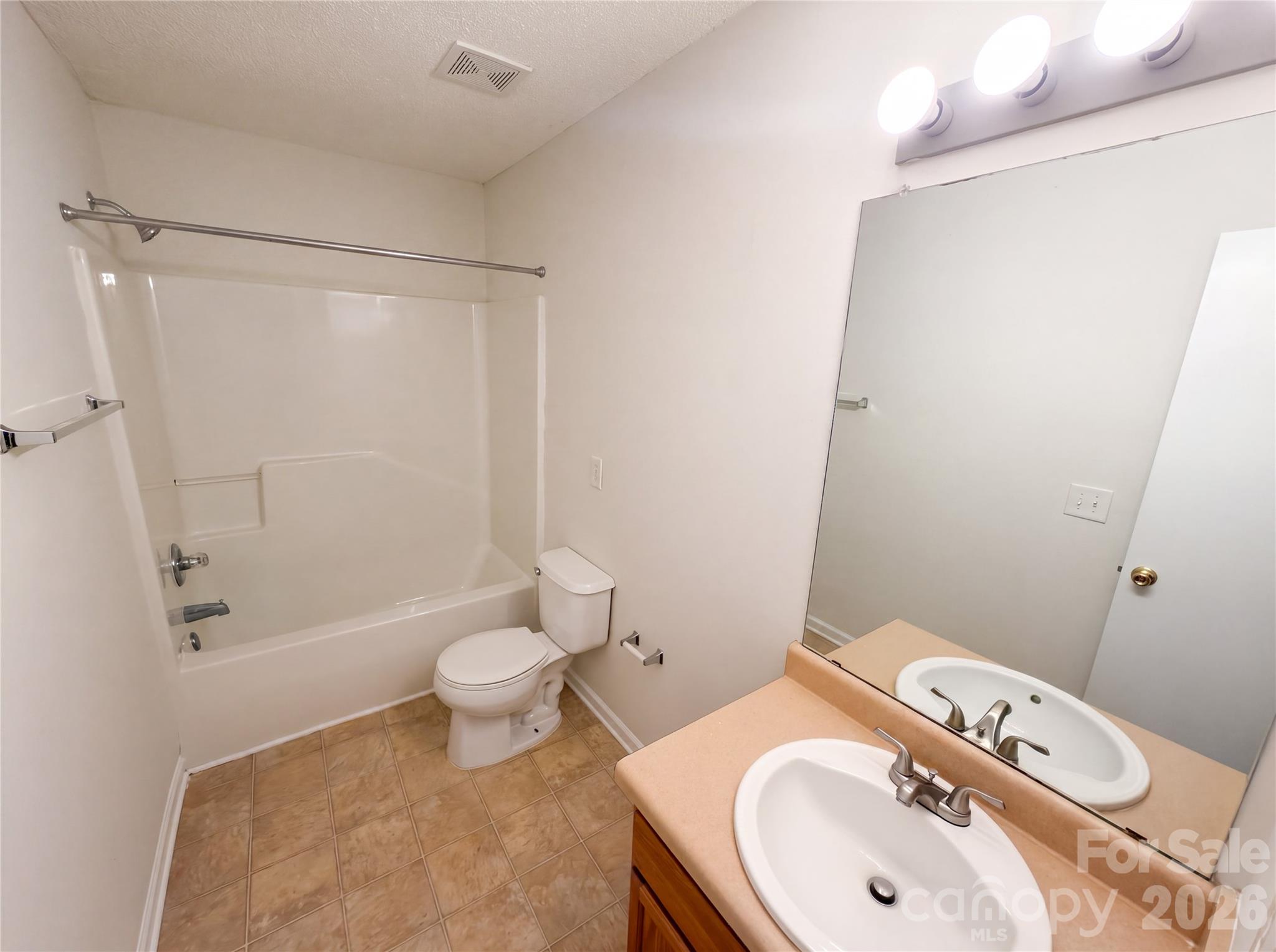 Single Family Residence at 229 Waterlemon Way, Monroe, photo 16 of 22