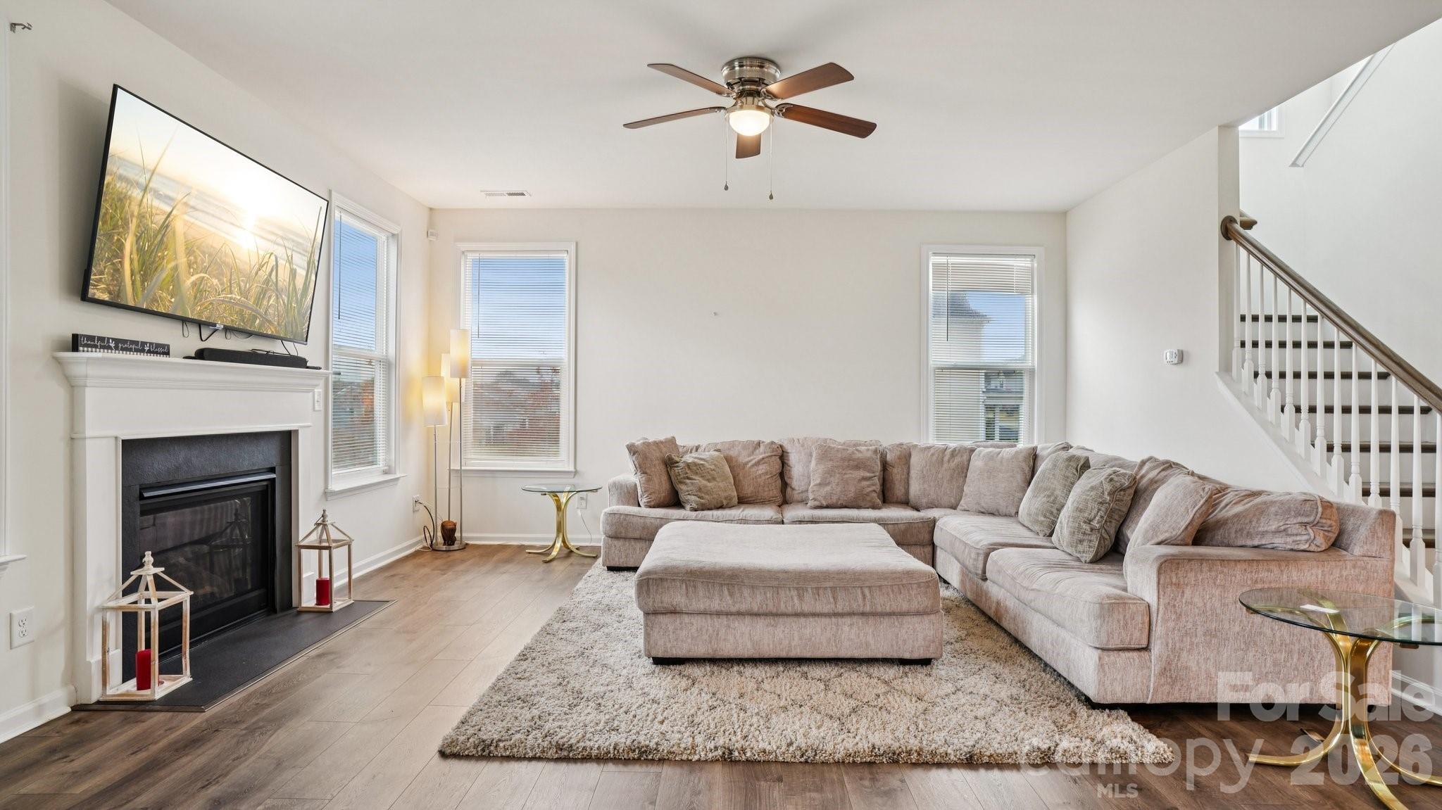 Single Family Residence at 483 Hunton Forest Drive, Concord, photo 8 of 28