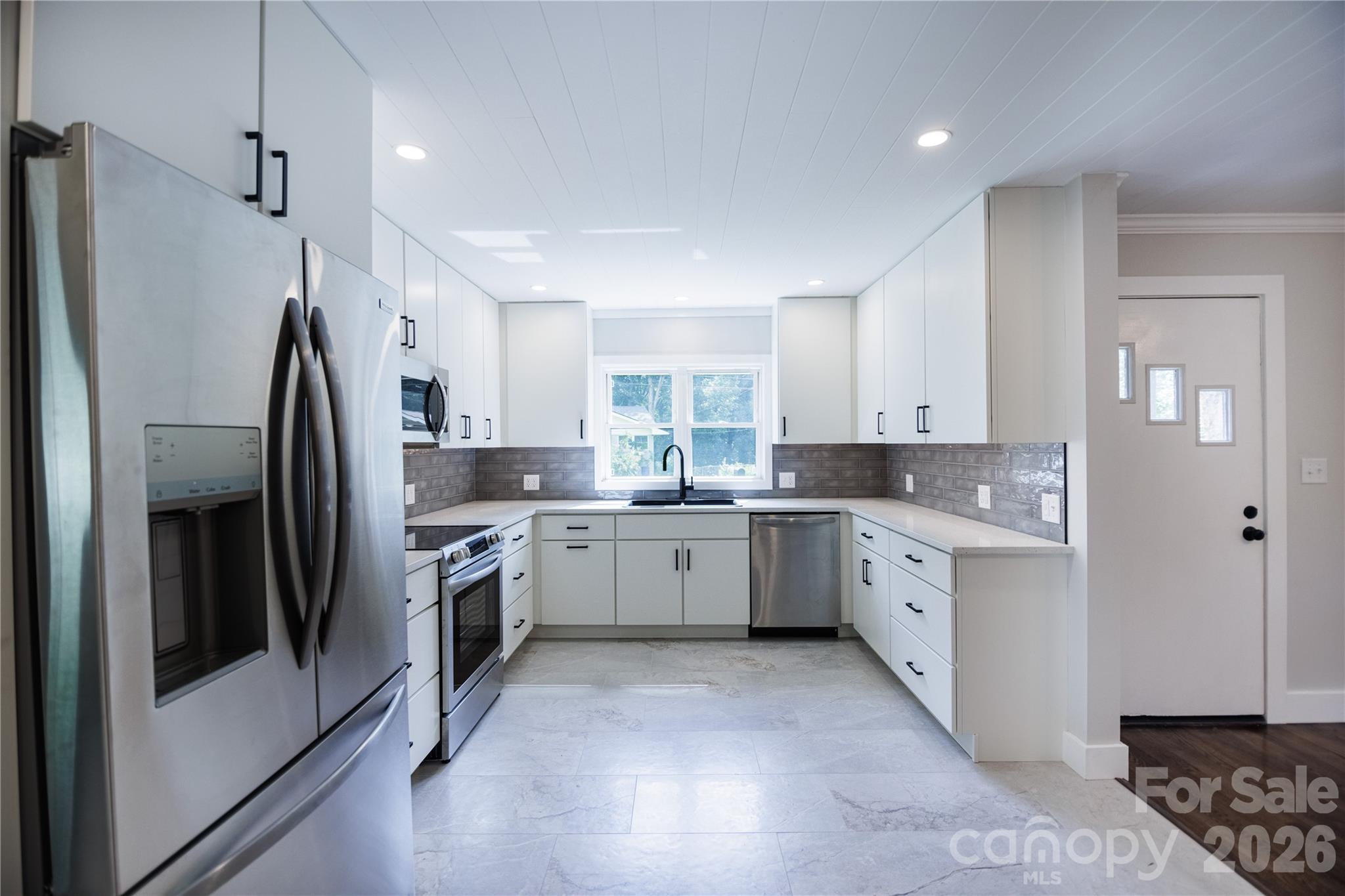 Single Family Residence at 228 Grove Street, Brevard, photo 13 of 36