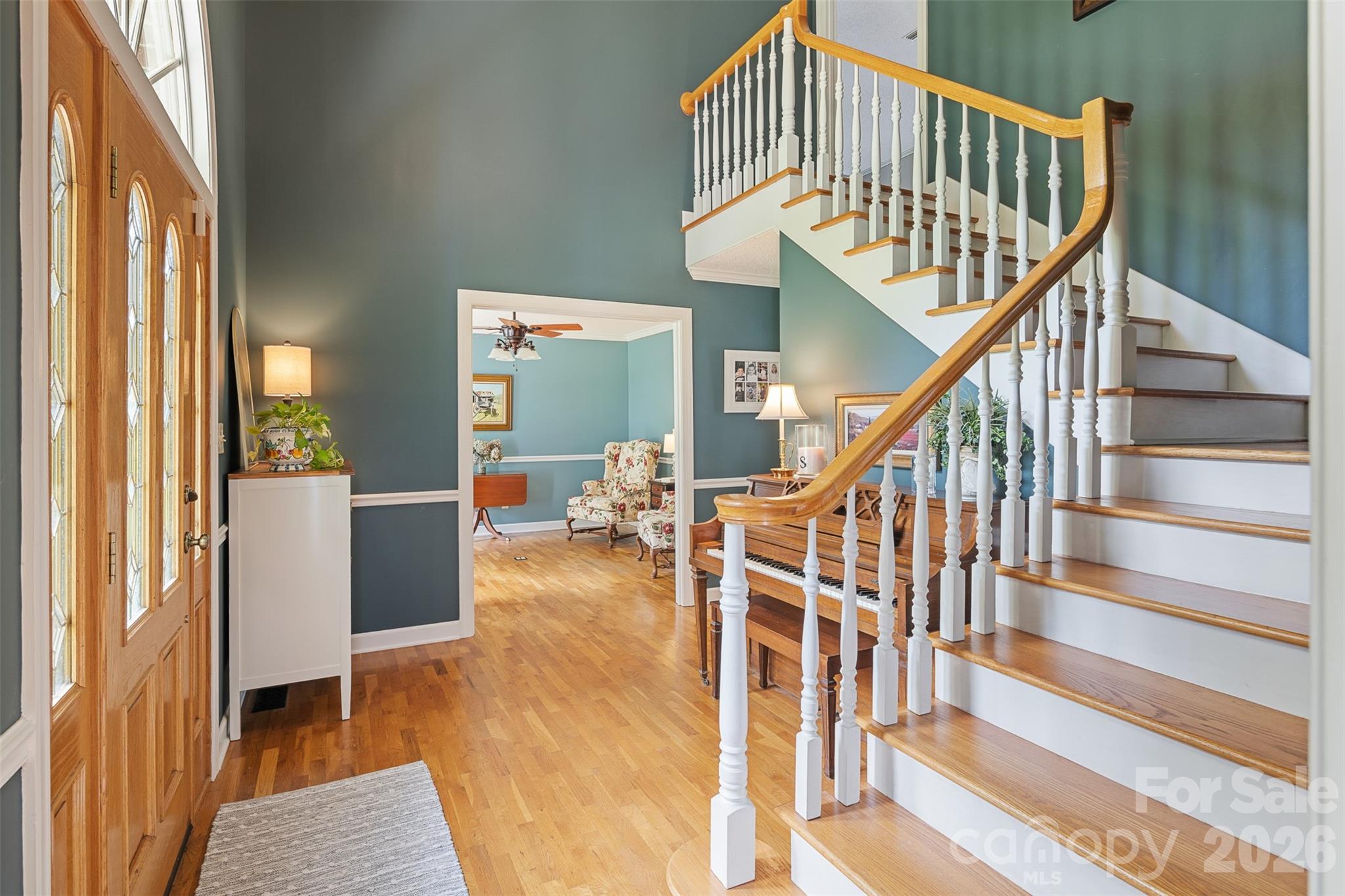 Single Family Residence at 1413 Windemere Lane, Hickory, photo 11 of 48