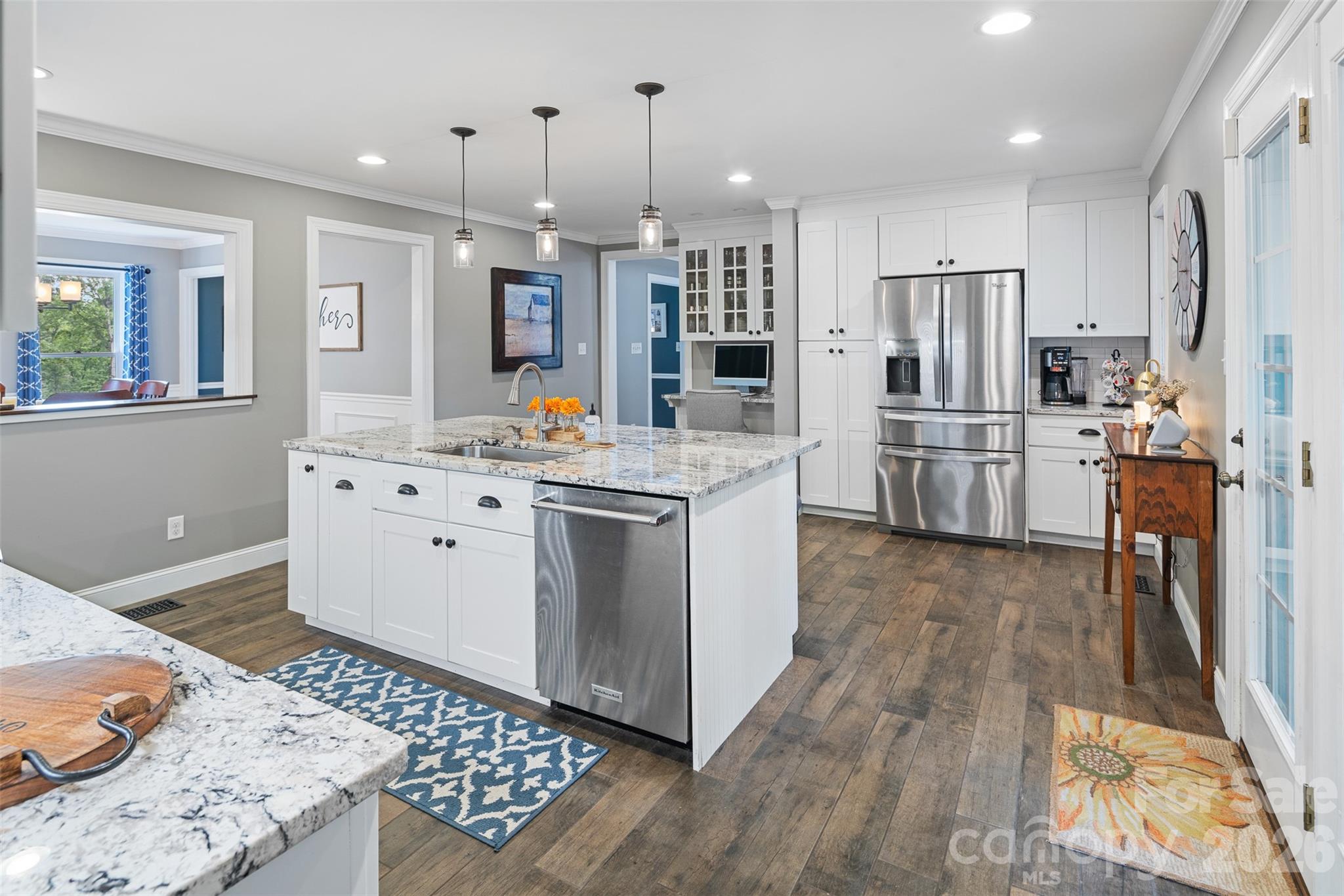 Single Family Residence at 1413 Windemere Lane, Hickory, photo 16 of 48