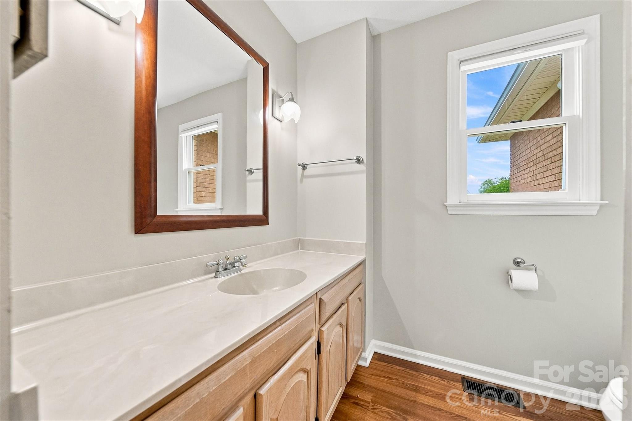 Single Family Residence at 18 Meandering Way, Granite Falls, photo 9 of 29