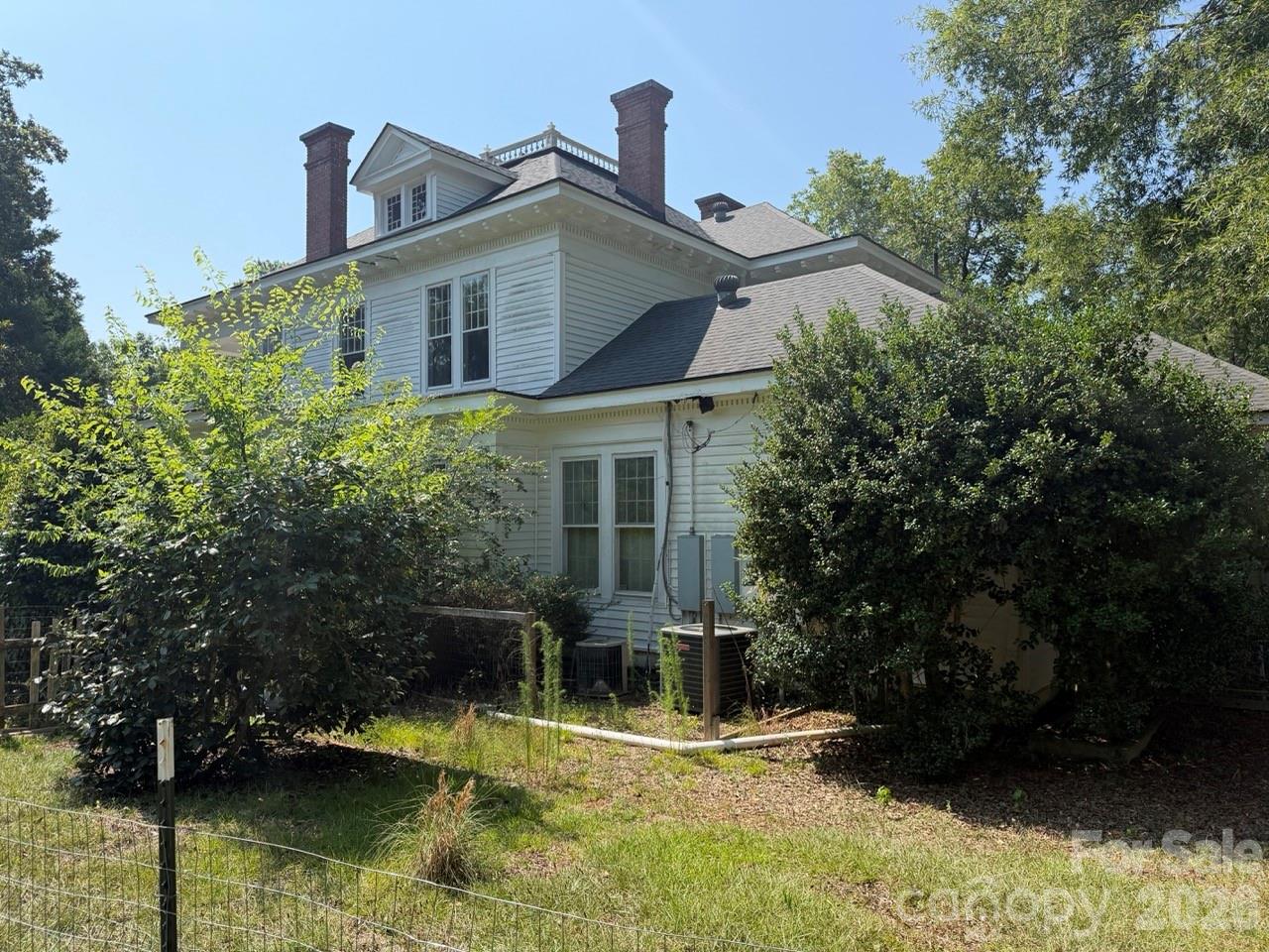 Single Family Residence at 206 Rose Terrace, Wadesboro, photo 3 of 24