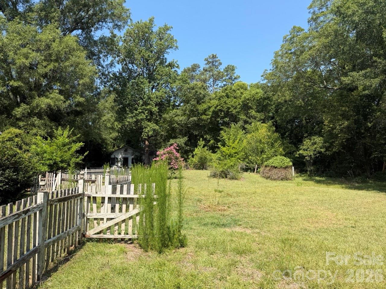 Single Family Residence at 206 Rose Terrace, Wadesboro, photo 6 of 24